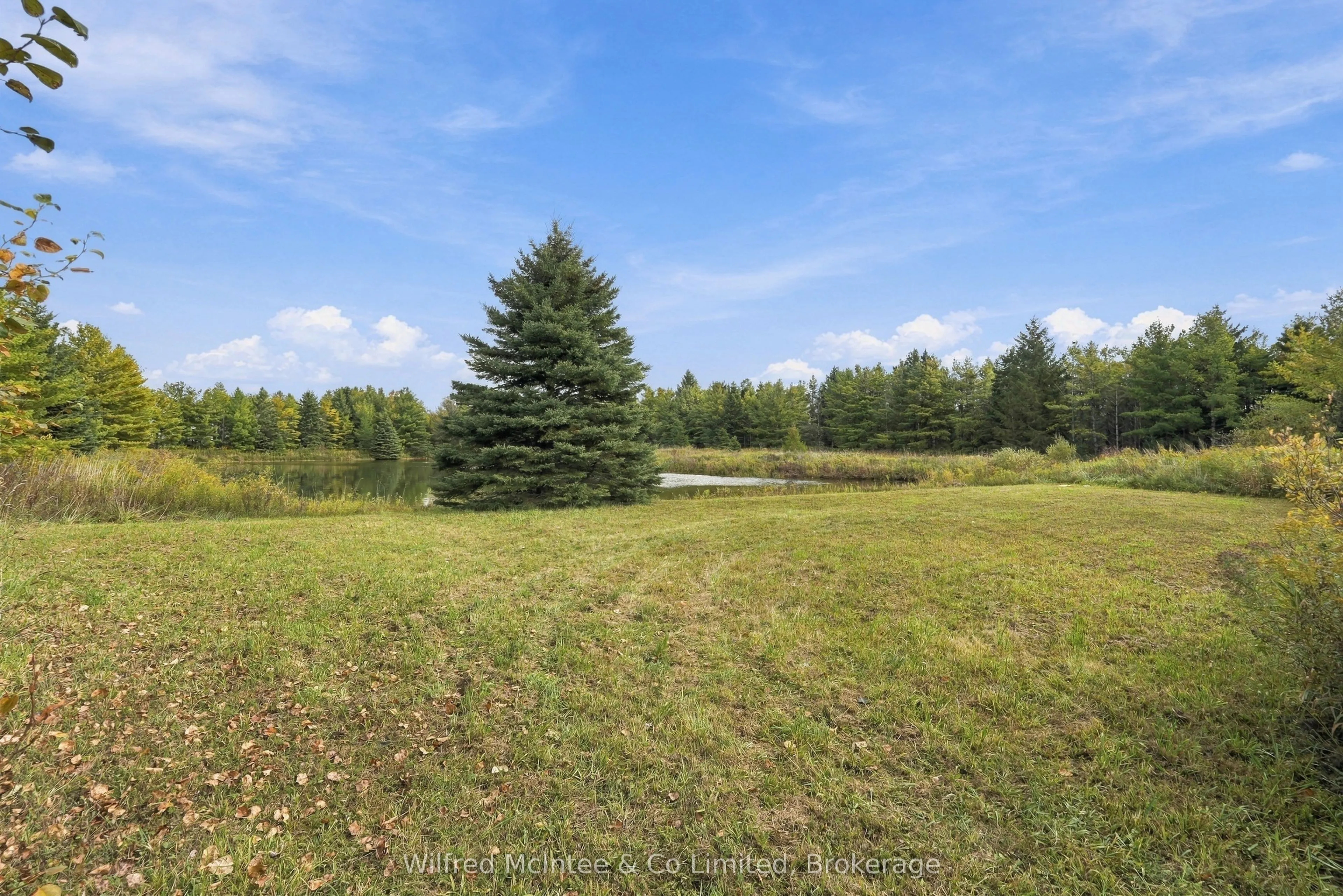 764059 240 Side Road