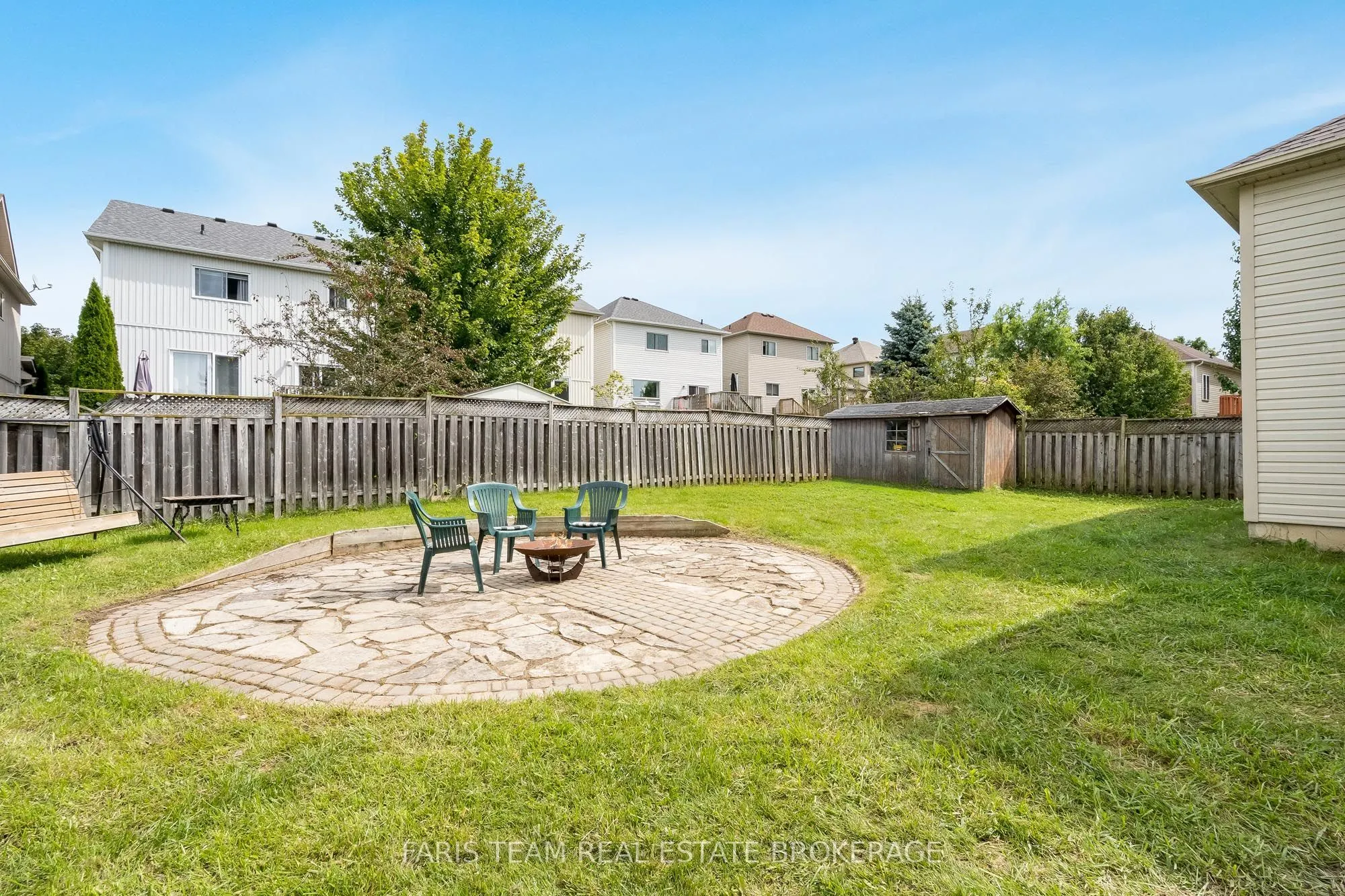 782 Greenwood Crescent