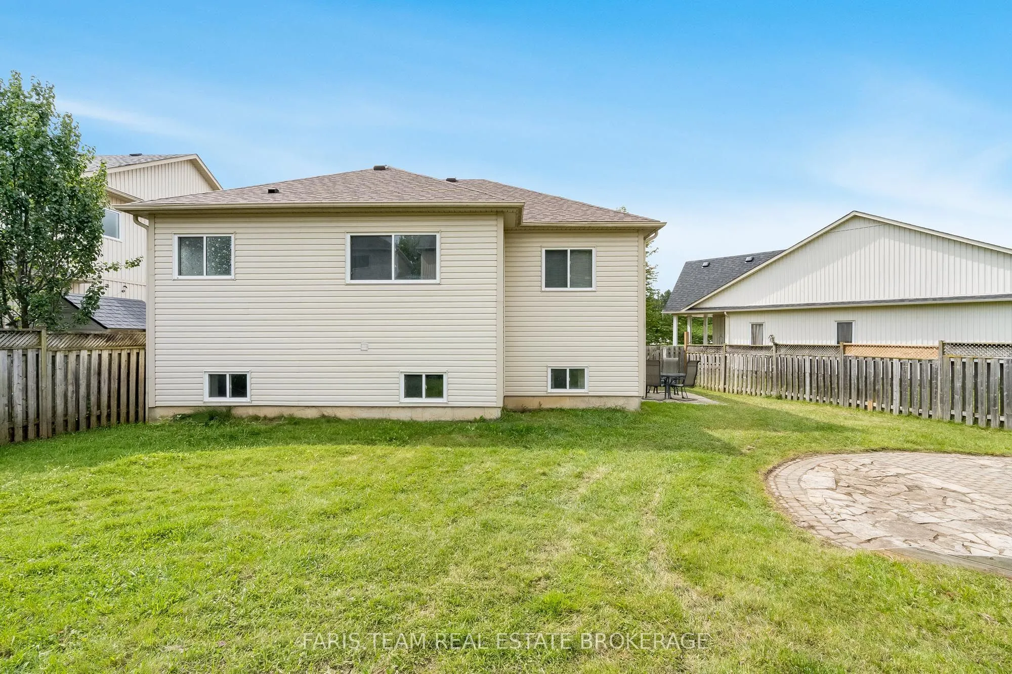 782 Greenwood Crescent