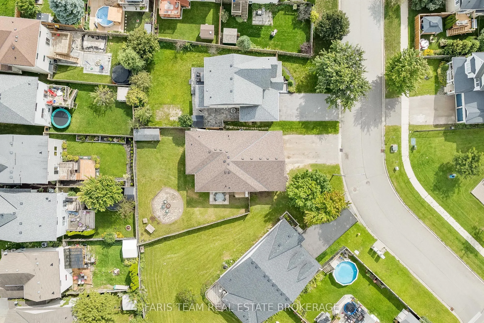 782 Greenwood Crescent