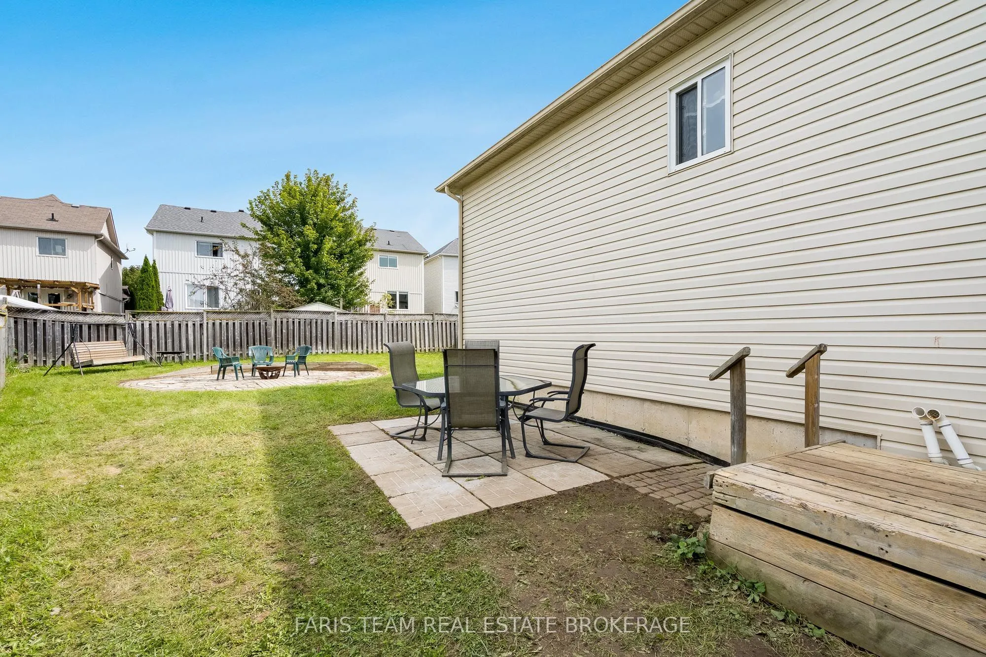 782 Greenwood Crescent