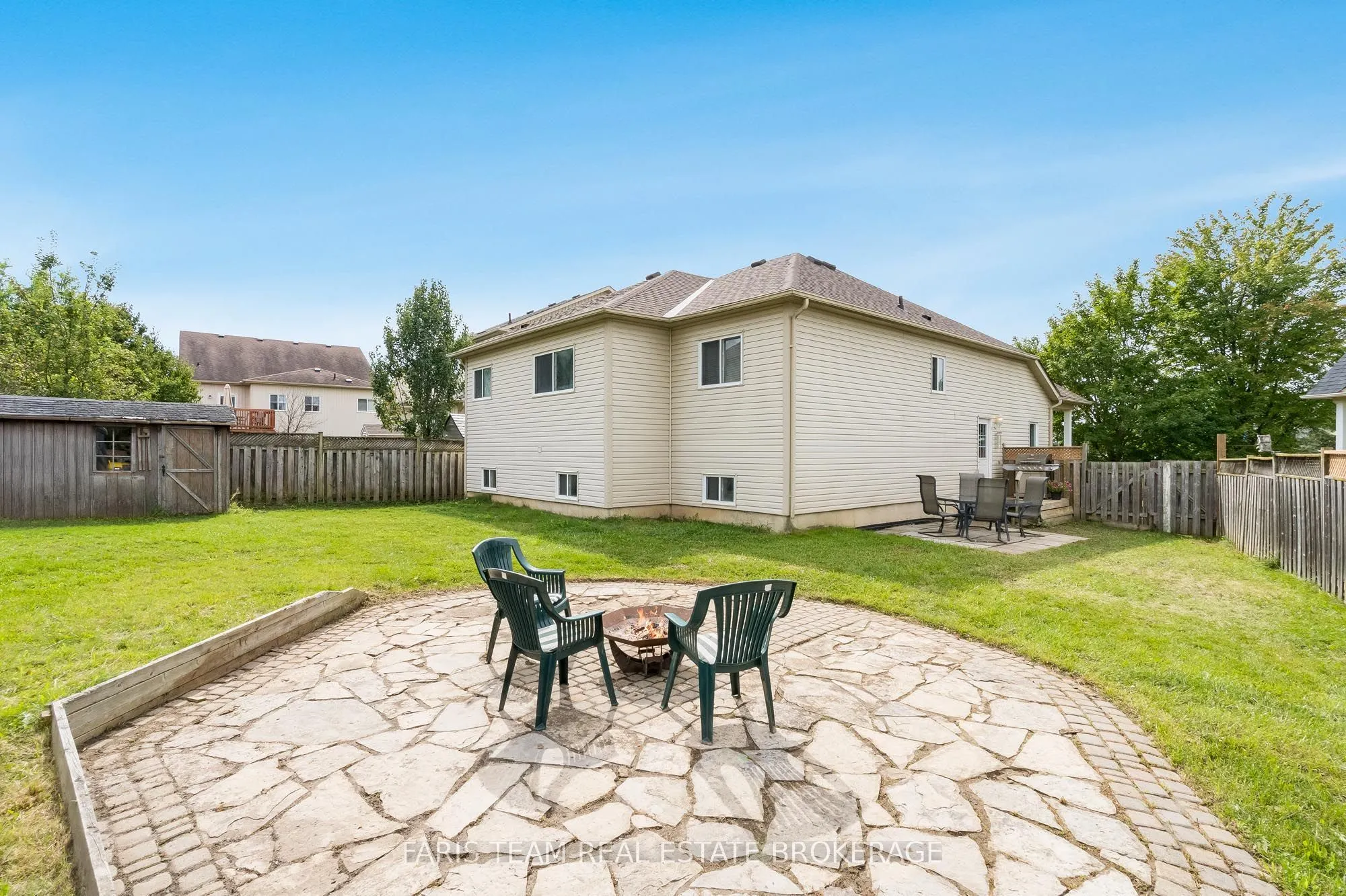782 Greenwood Crescent