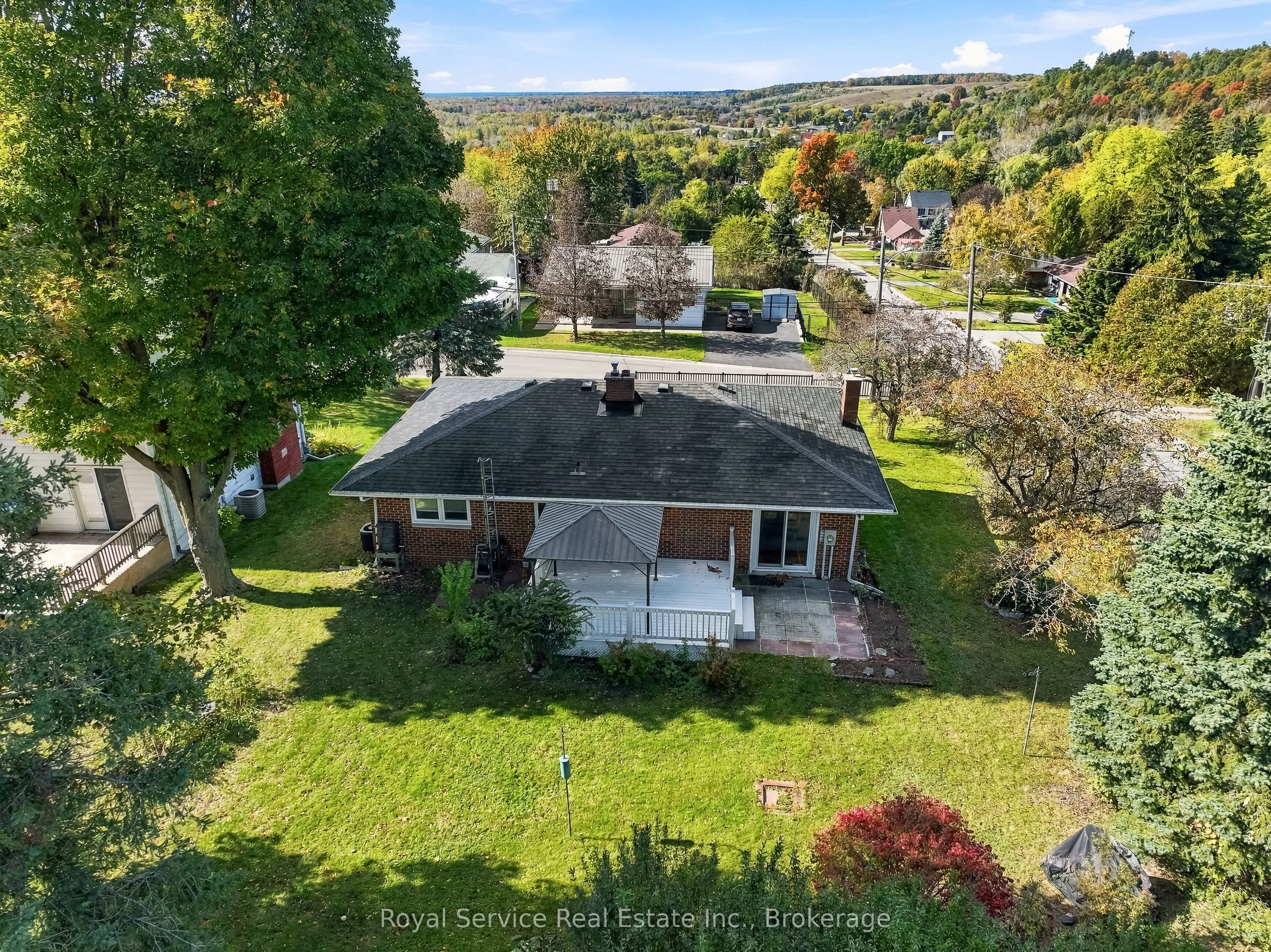 38 Burnham Avenue