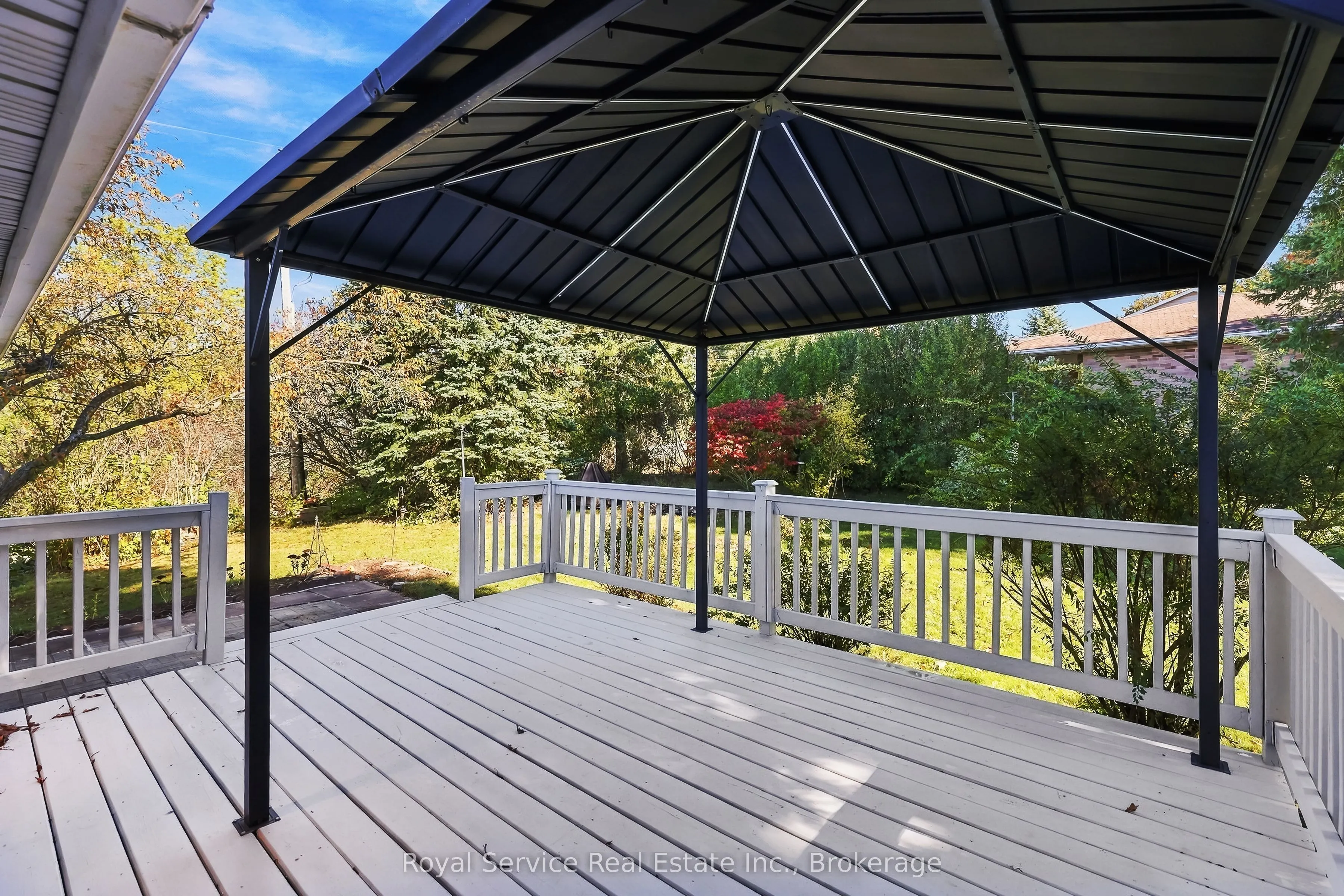 38 Burnham Avenue