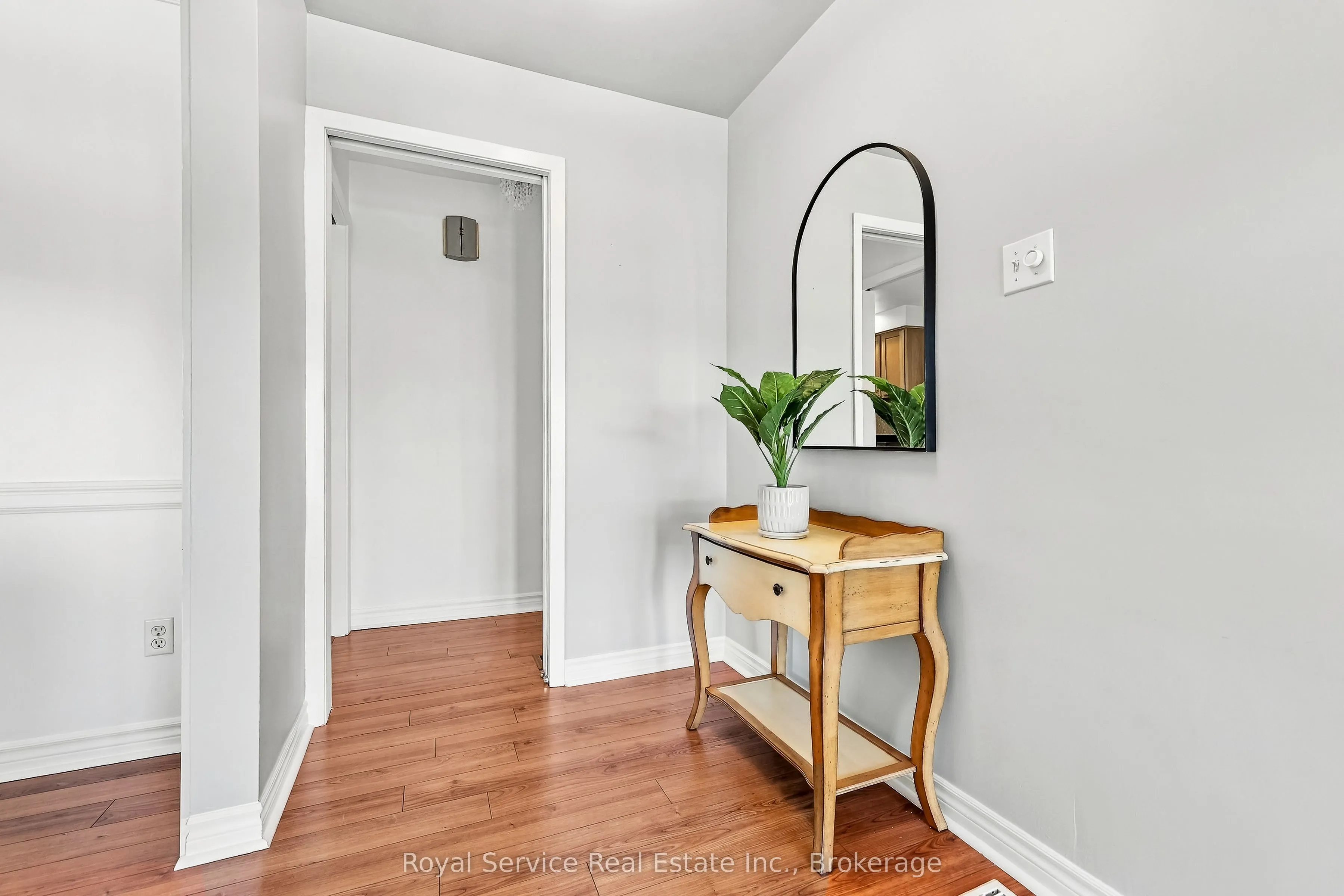 38 Burnham Avenue