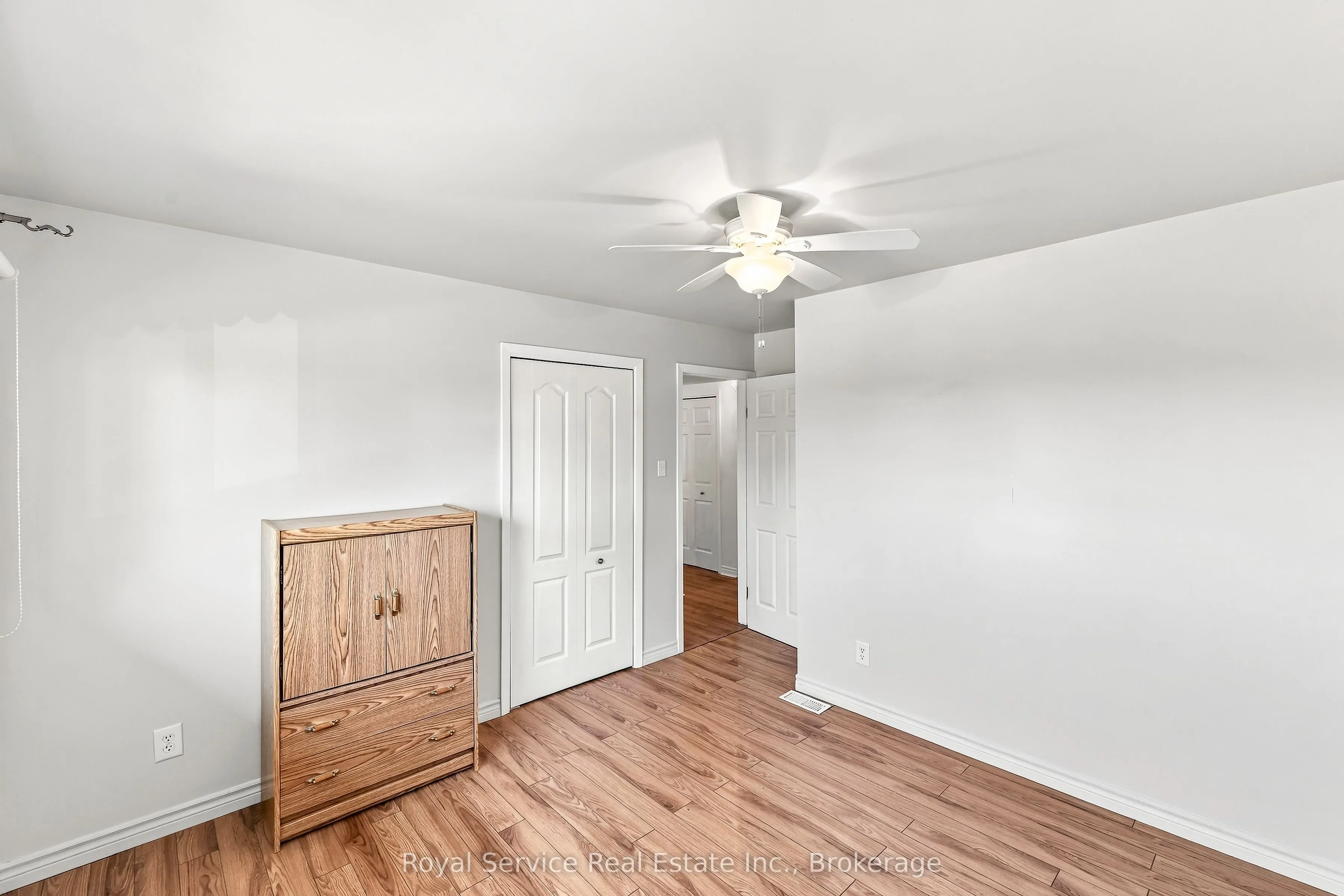 38 Burnham Avenue