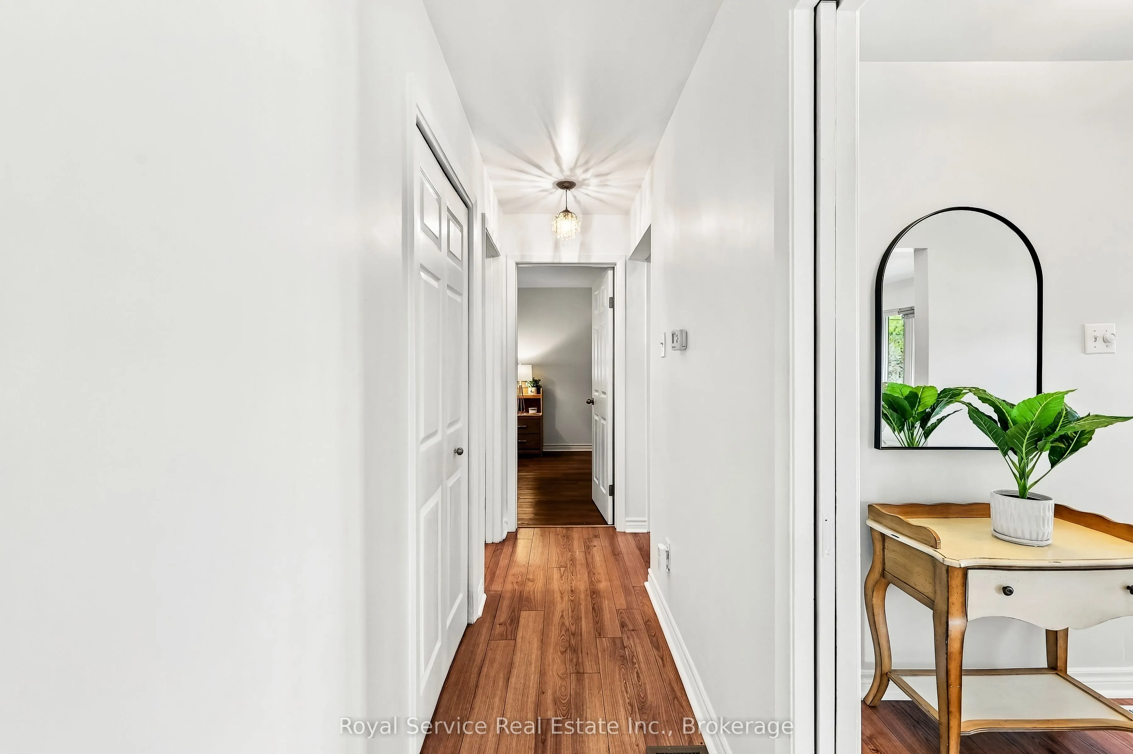 38 Burnham Avenue