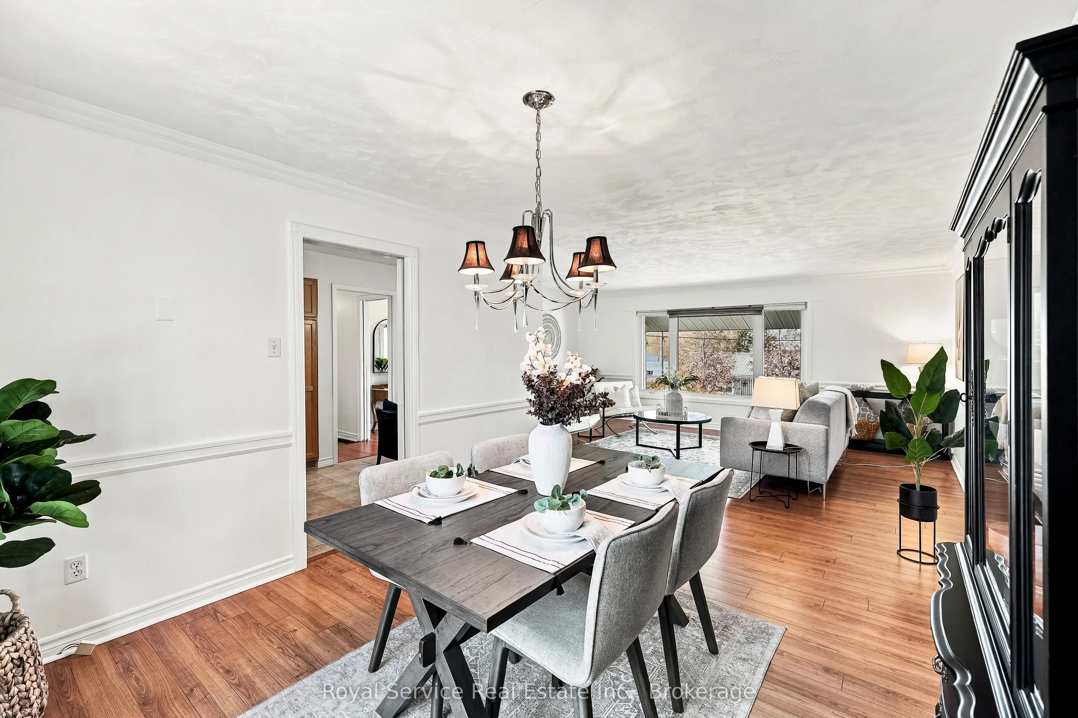 38 Burnham Avenue