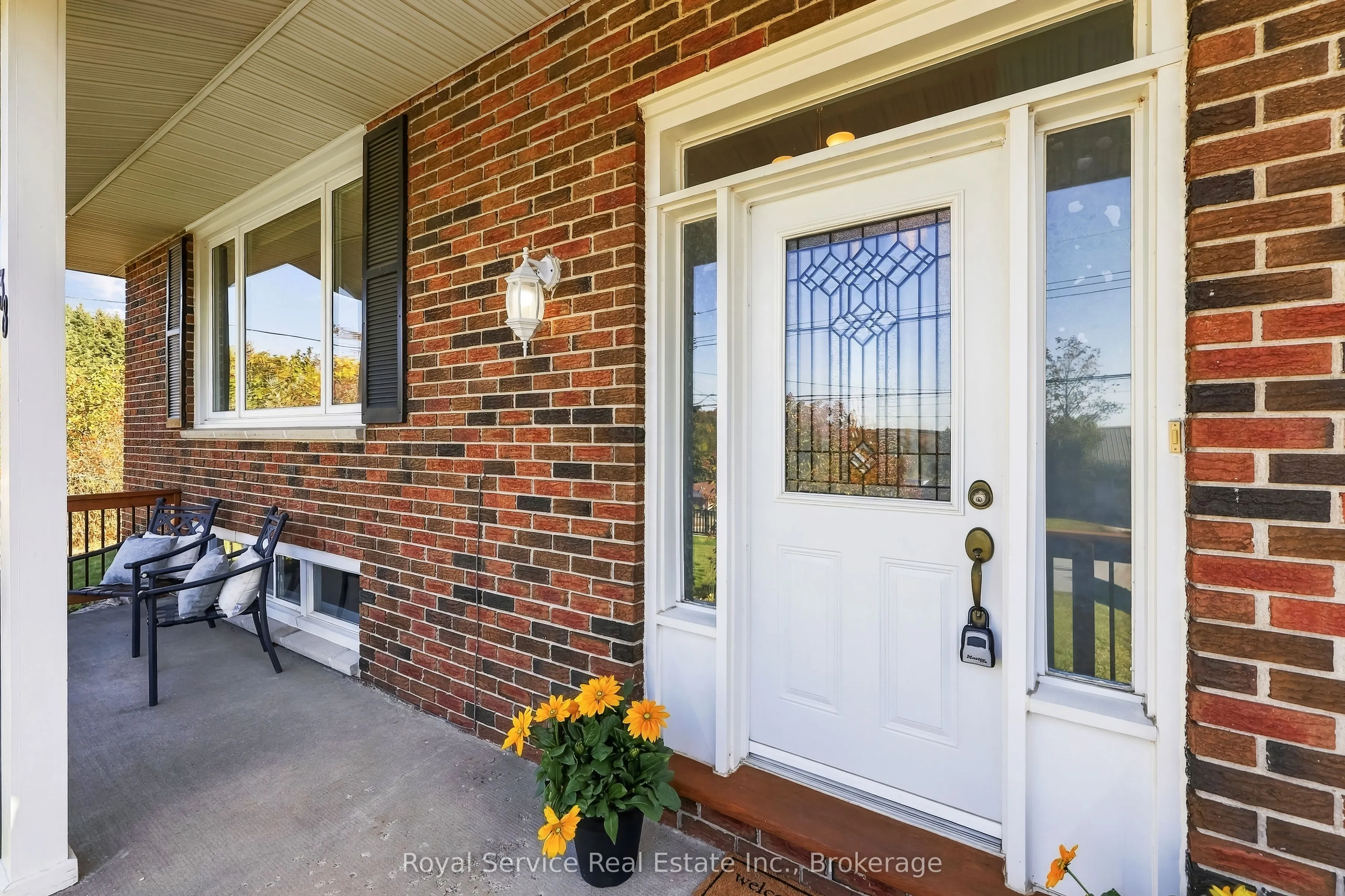 38 Burnham Avenue