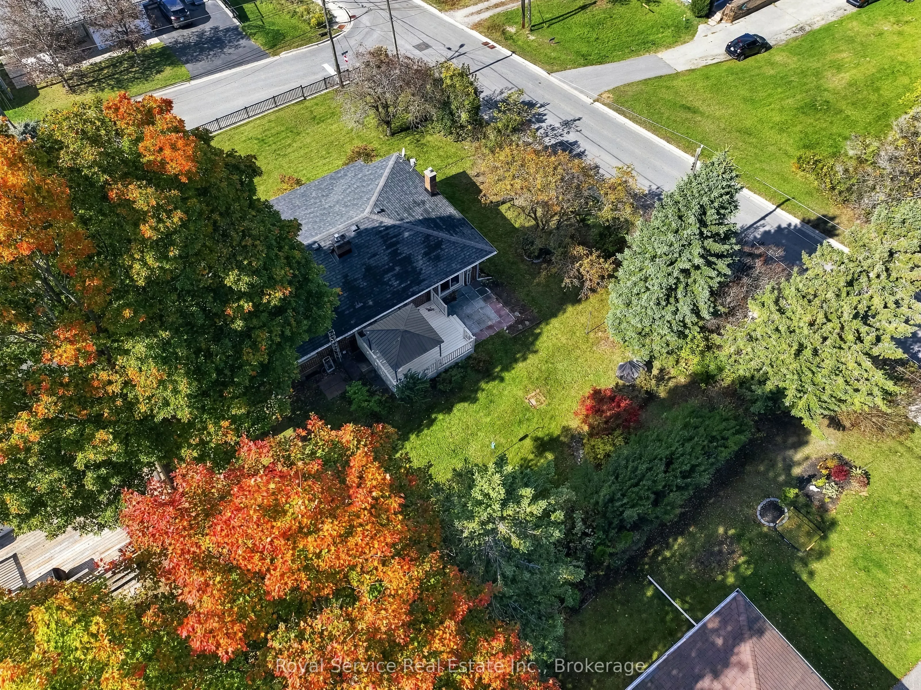 38 Burnham Avenue