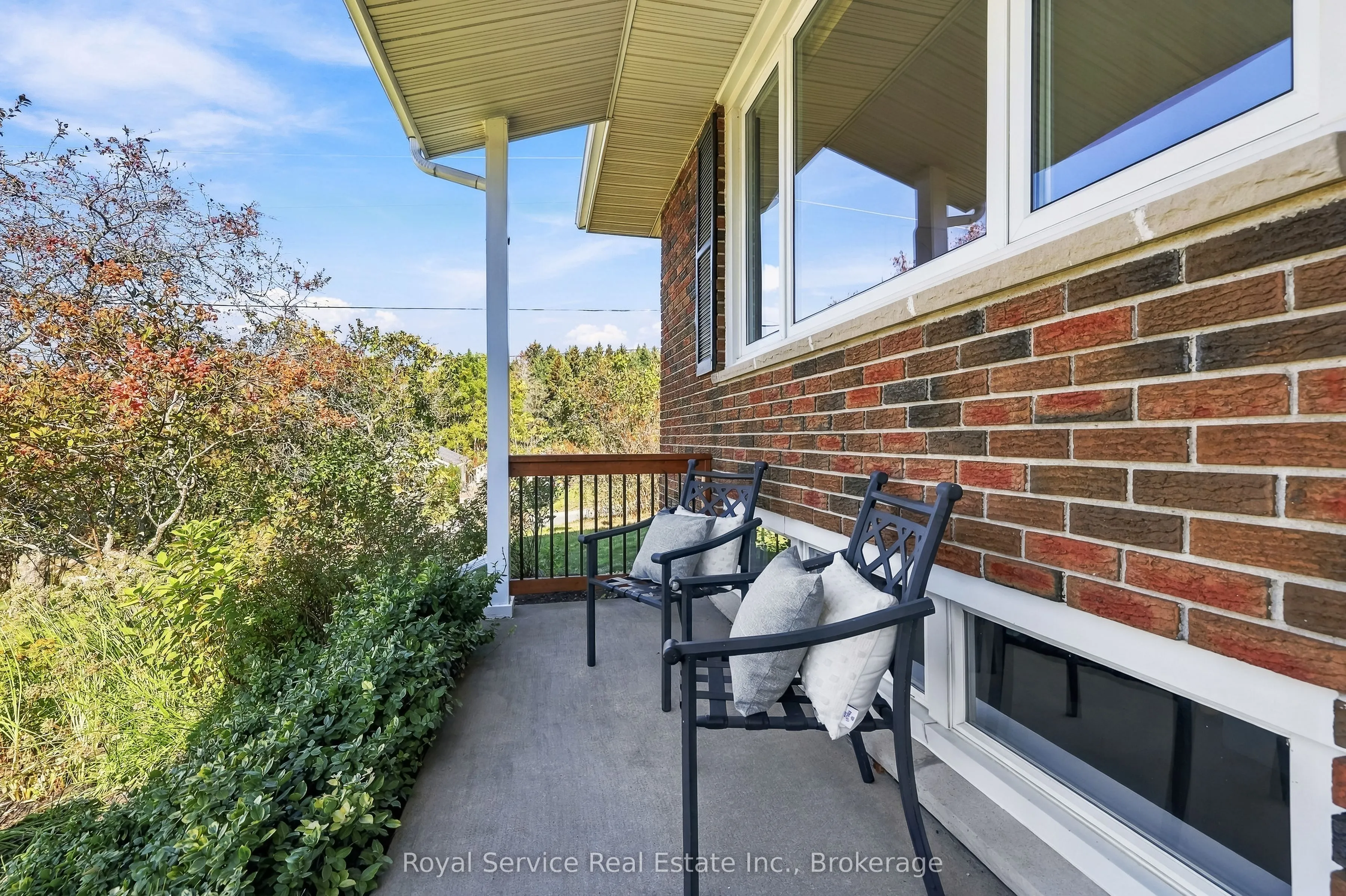 38 Burnham Avenue