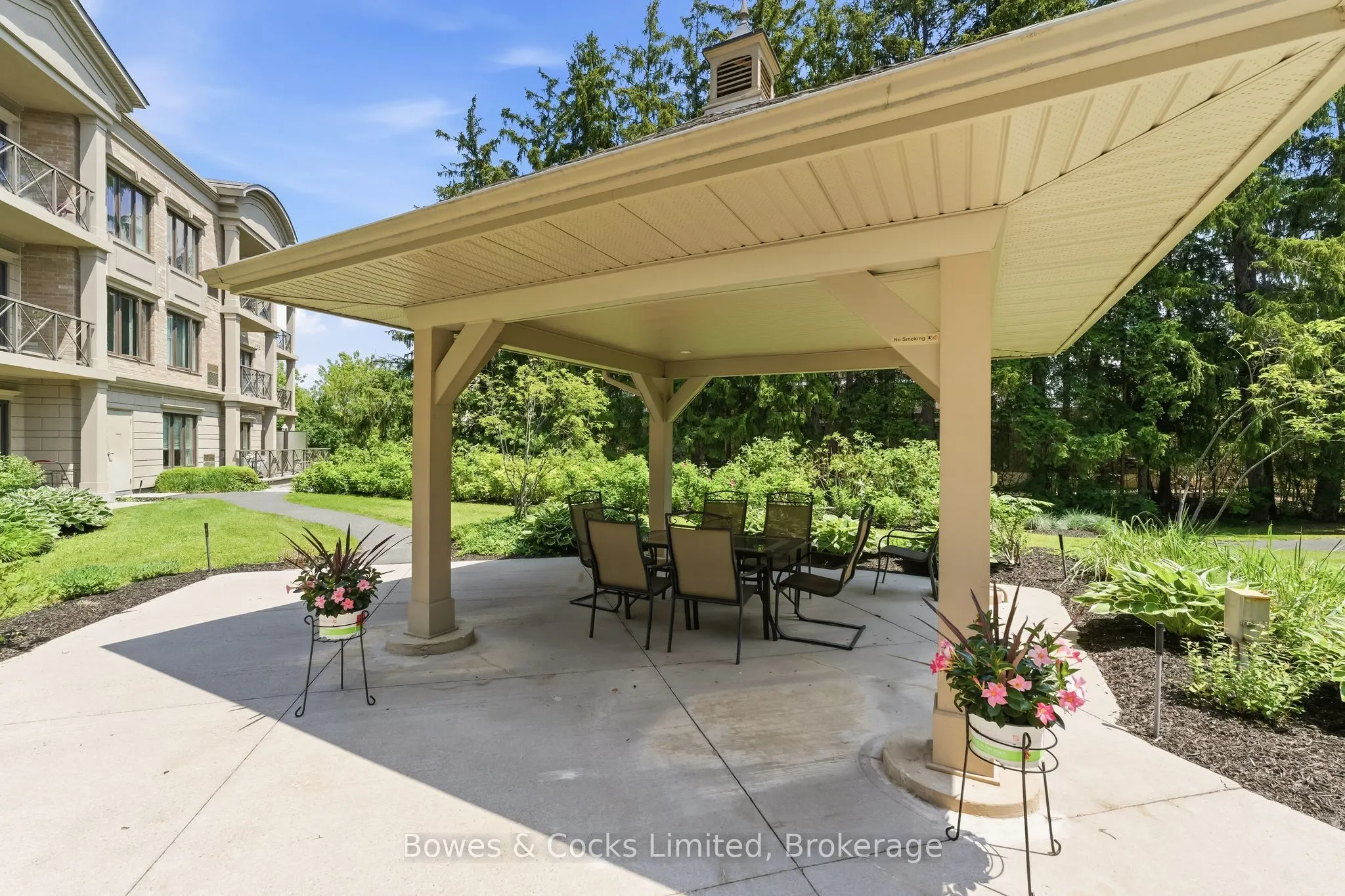 869 Clonsilla Avenue #110