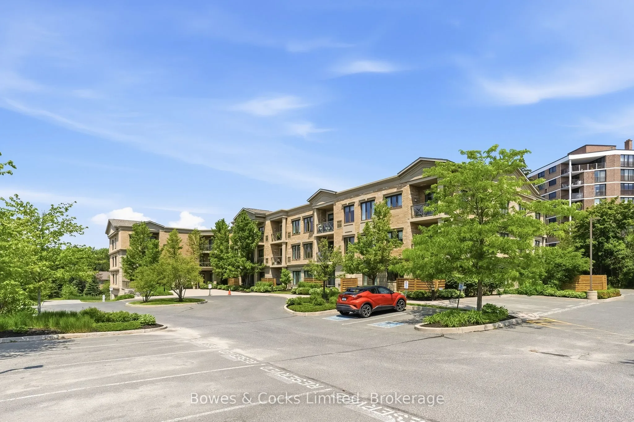 869 Clonsilla Avenue #110