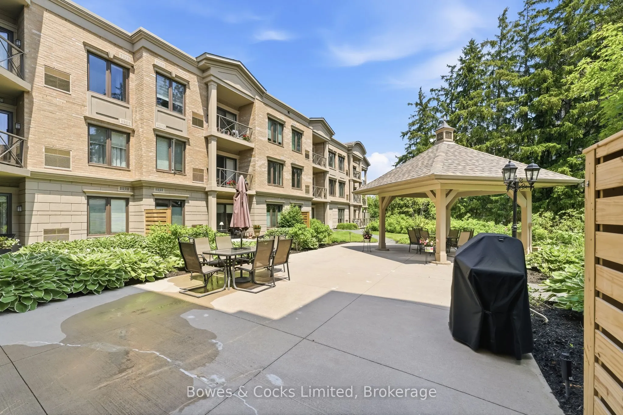 869 Clonsilla Avenue #110