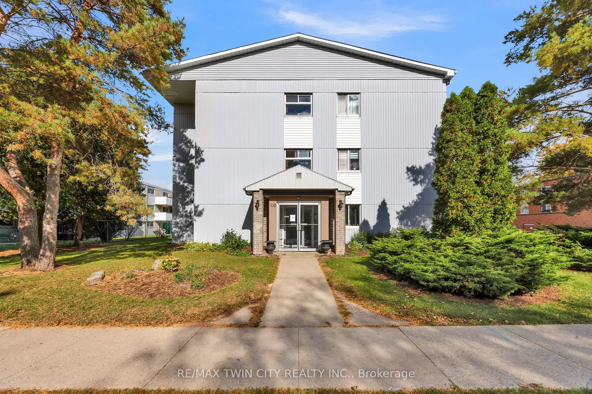 100 Breckenridge Drive #103