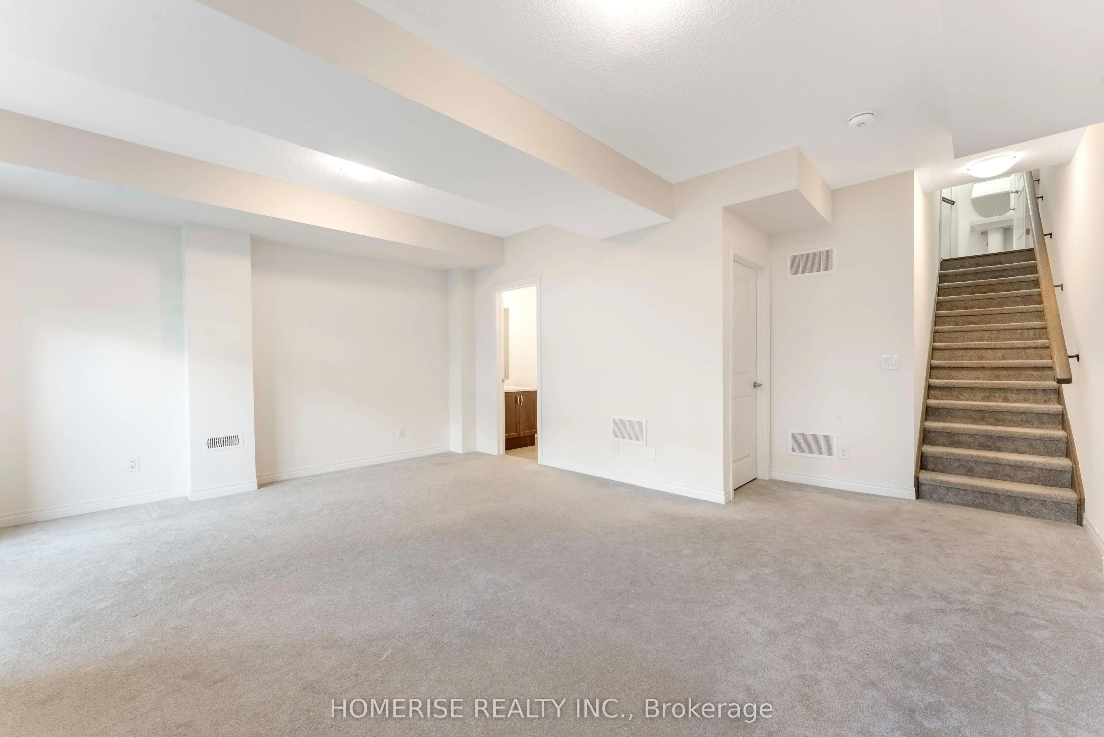 29 Roywood Street