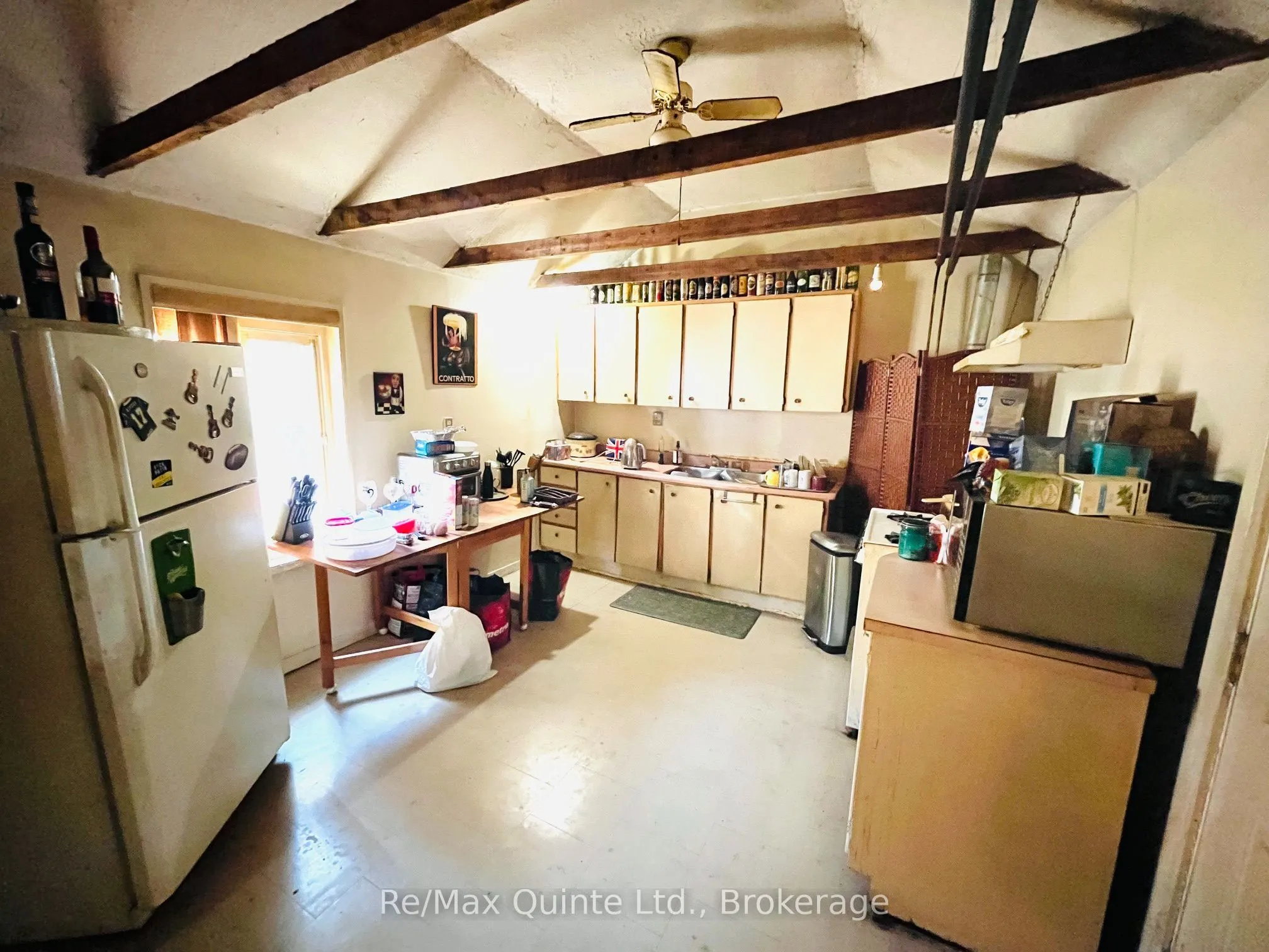 92 Foster Avenue S