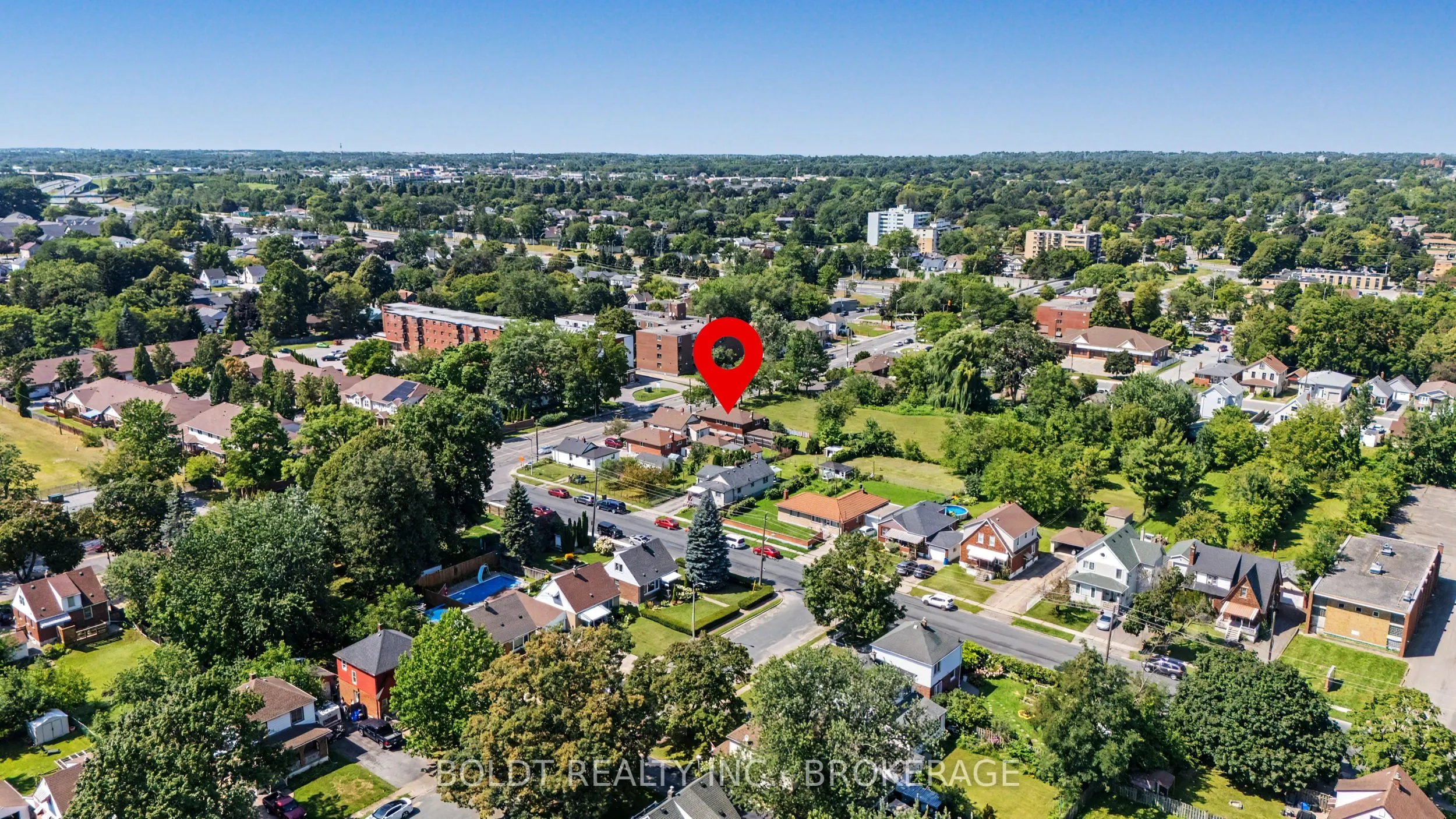 5568 Drummond Road