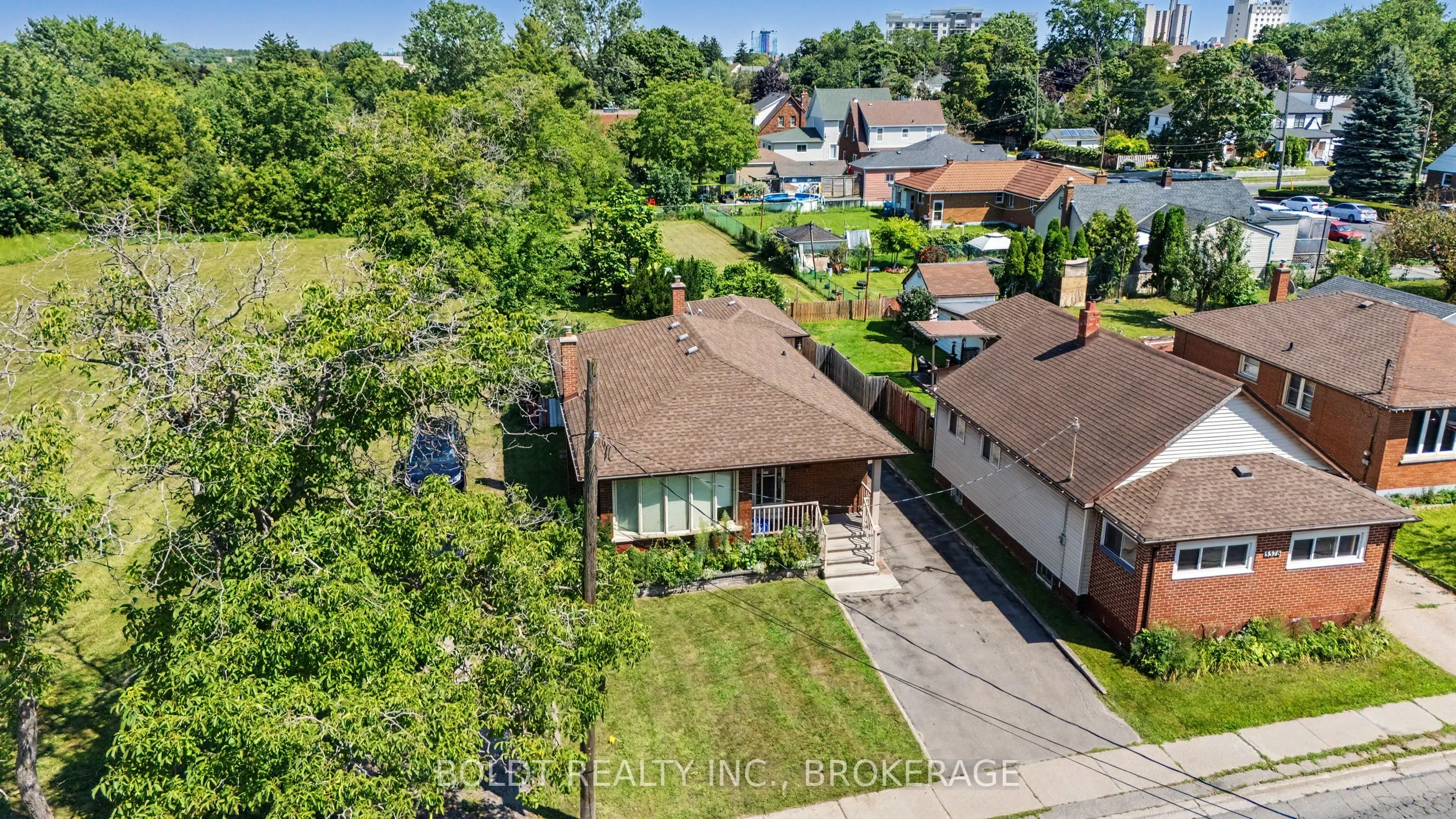 5568 Drummond Road