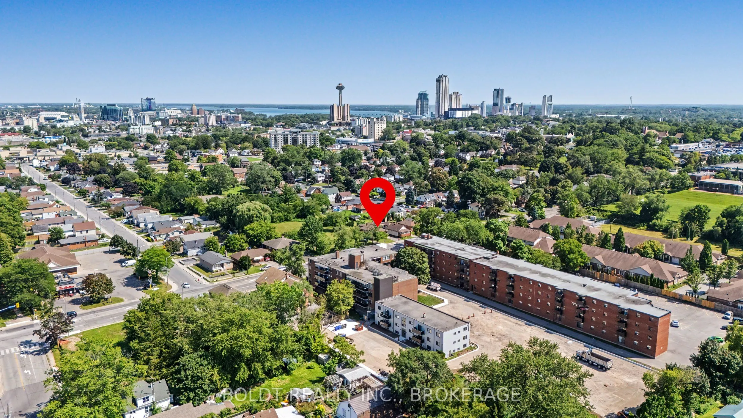 5568 Drummond Road