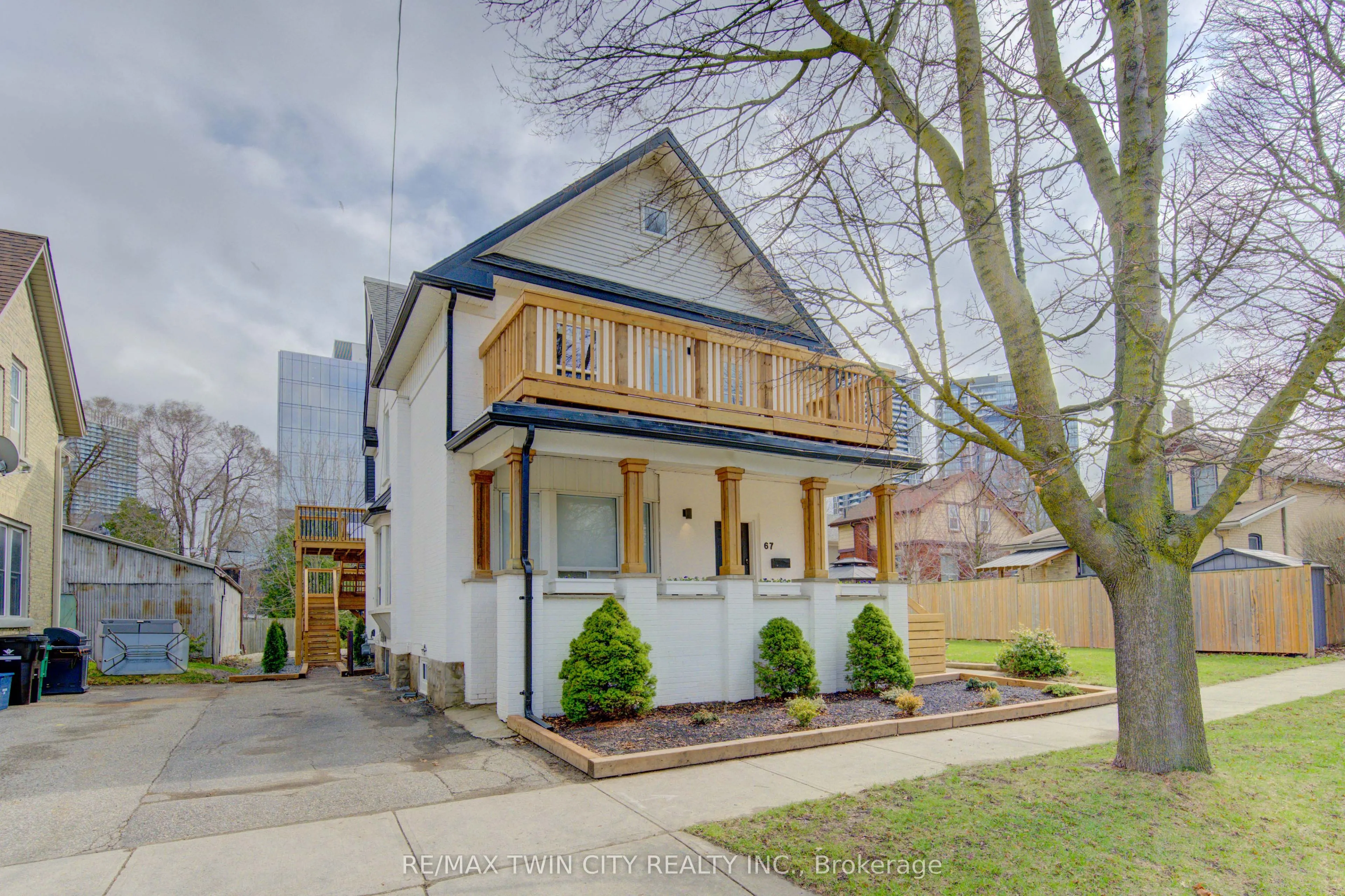 67 Louisa Street