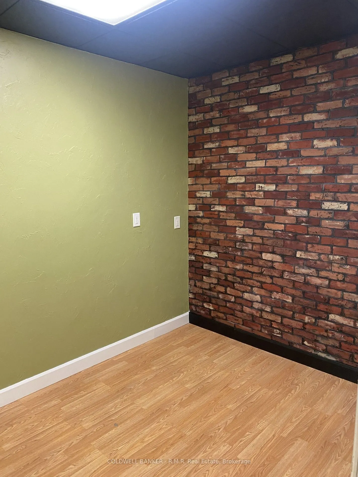 441 King Street E #2