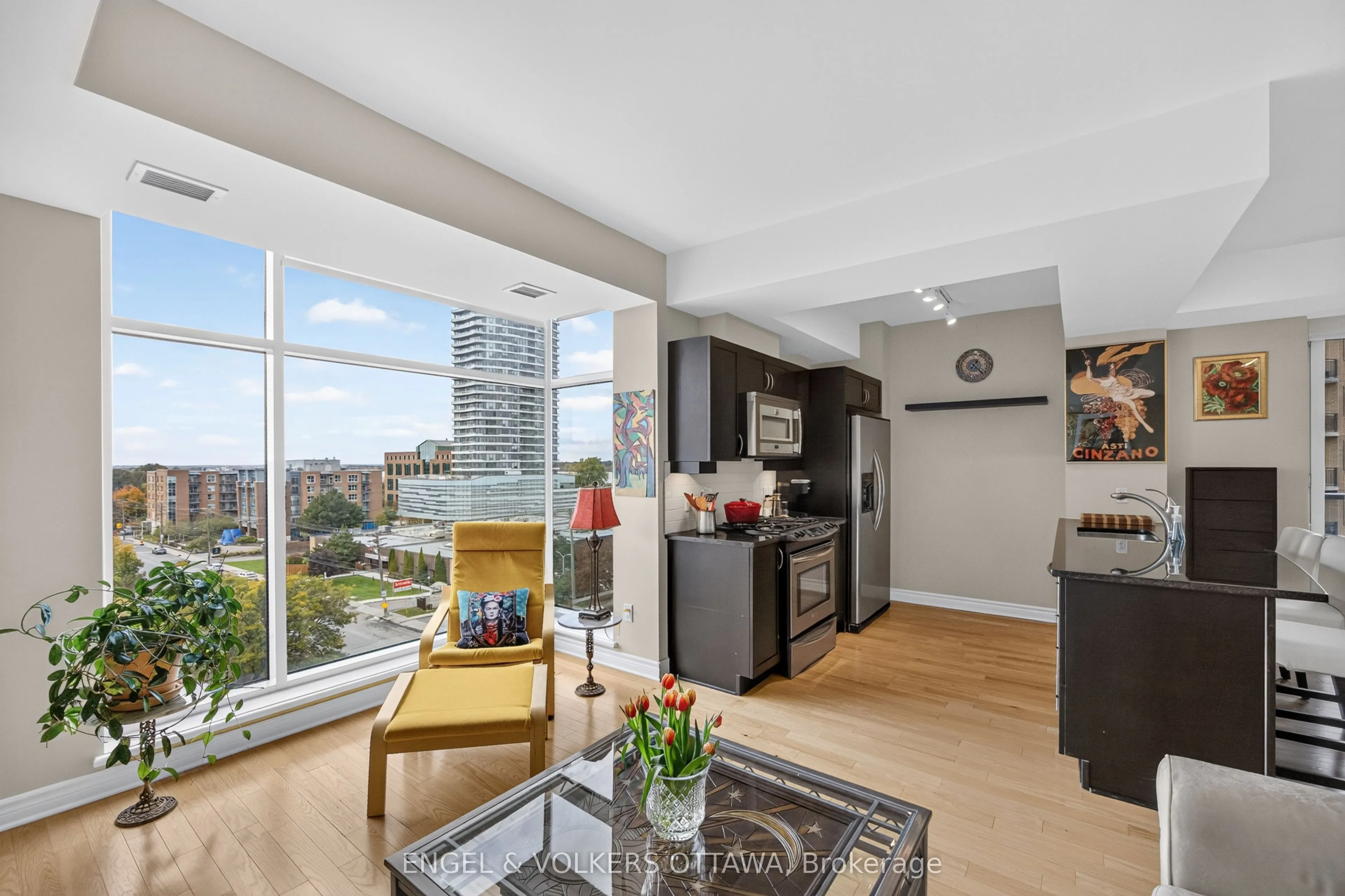 401 Golden Avenue #703