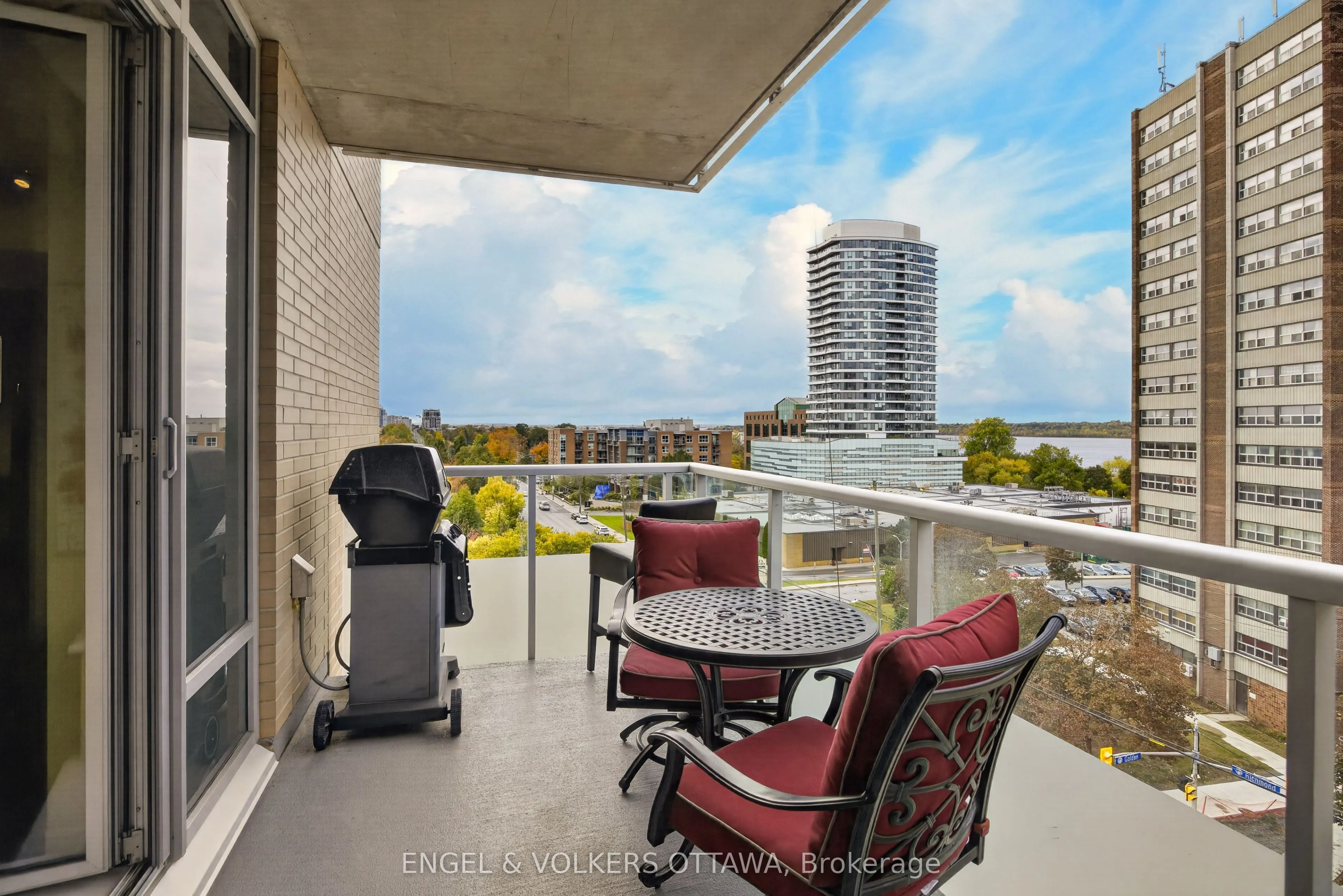 401 Golden Avenue #703