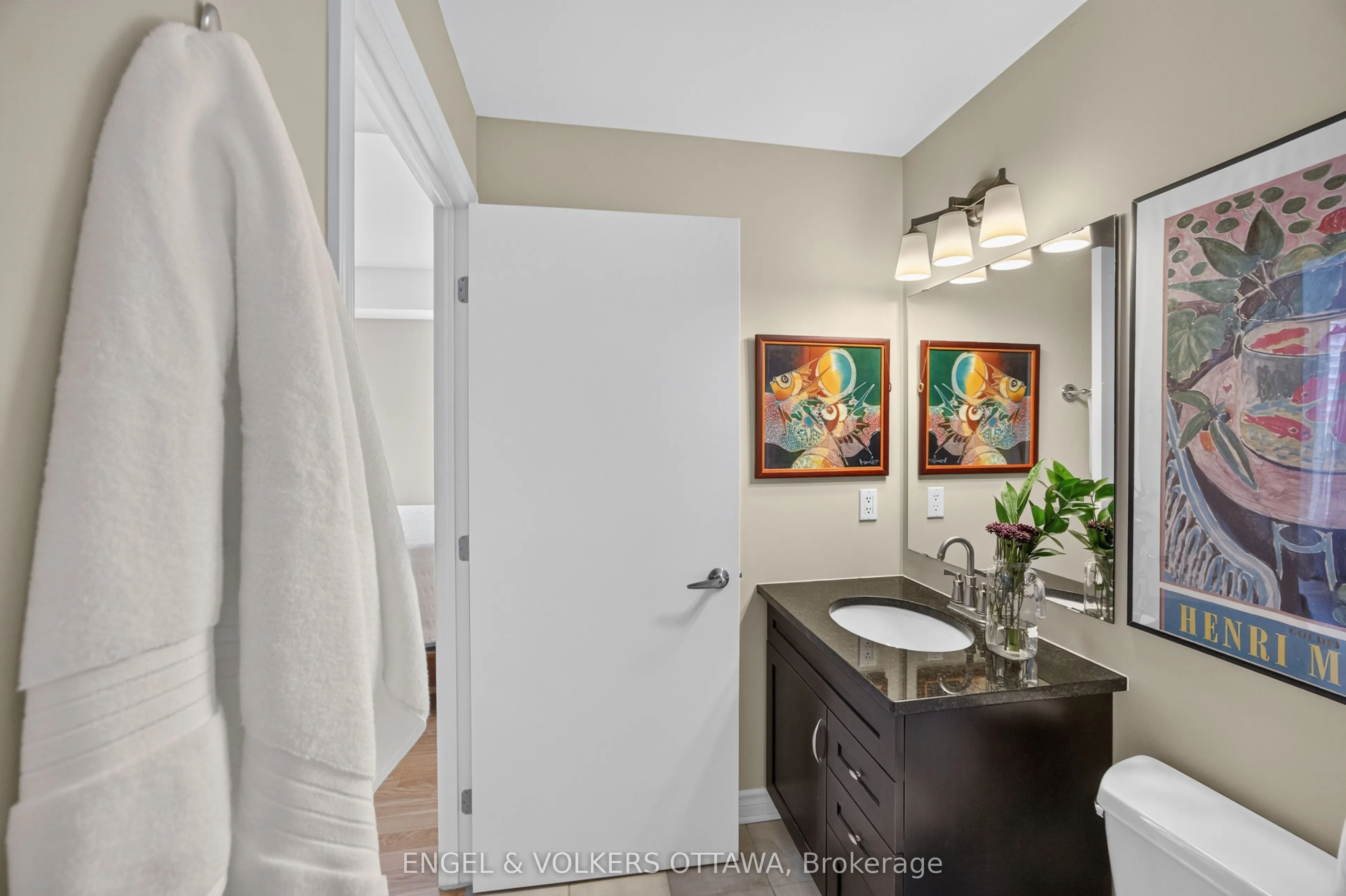 401 Golden Avenue #703