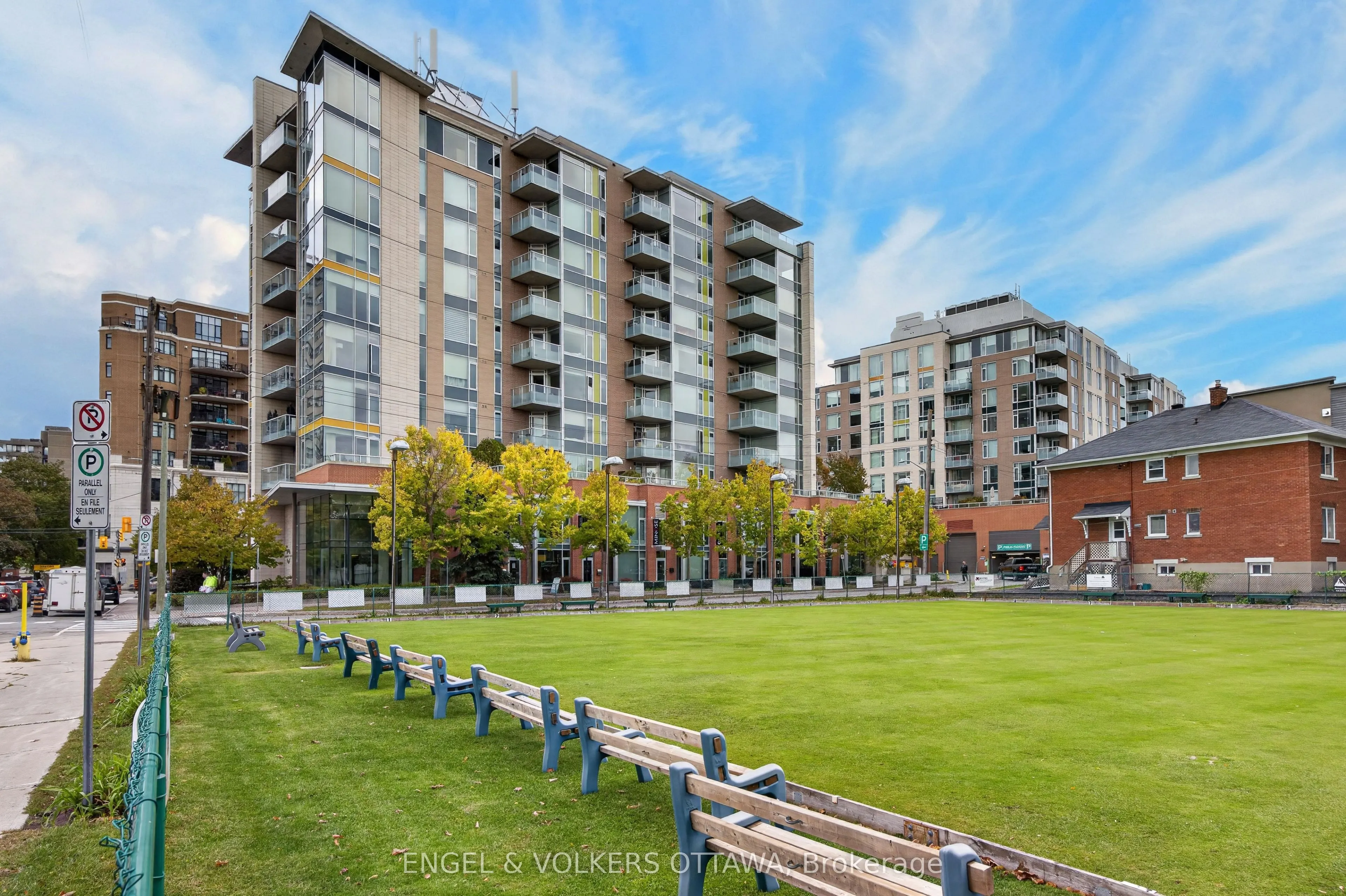 401 Golden Avenue #703