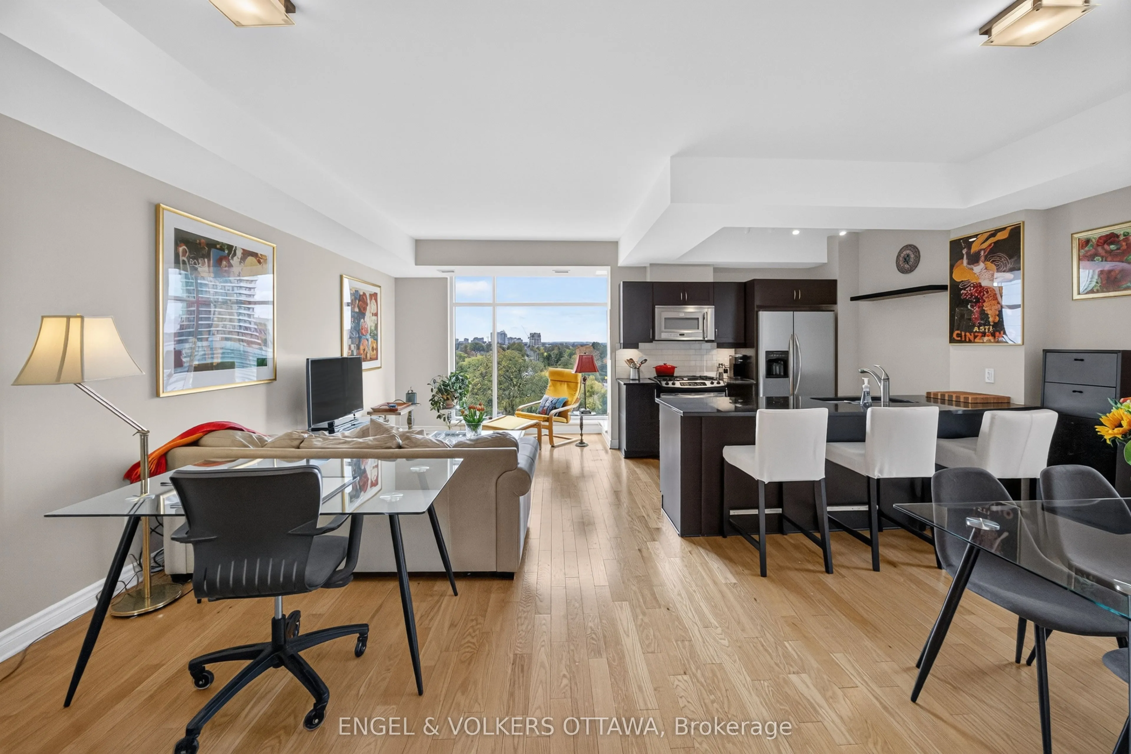 401 Golden Avenue #703