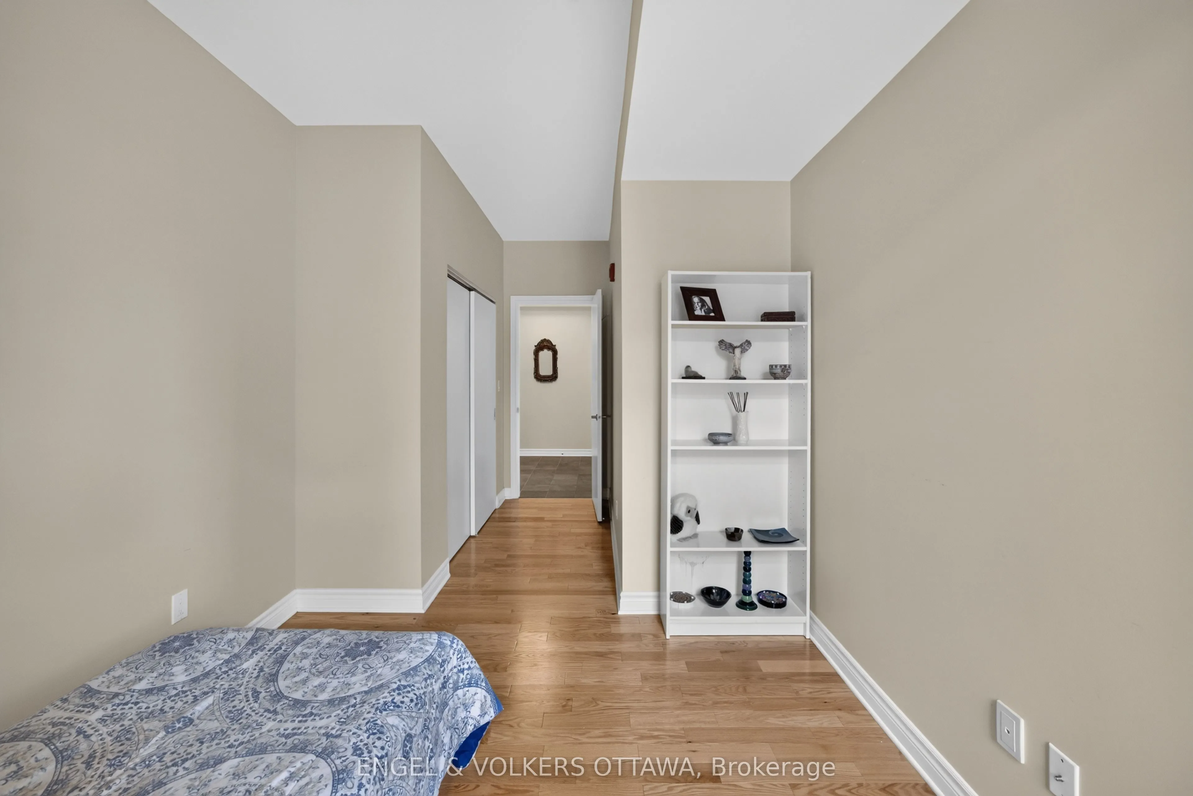 401 Golden Avenue #703