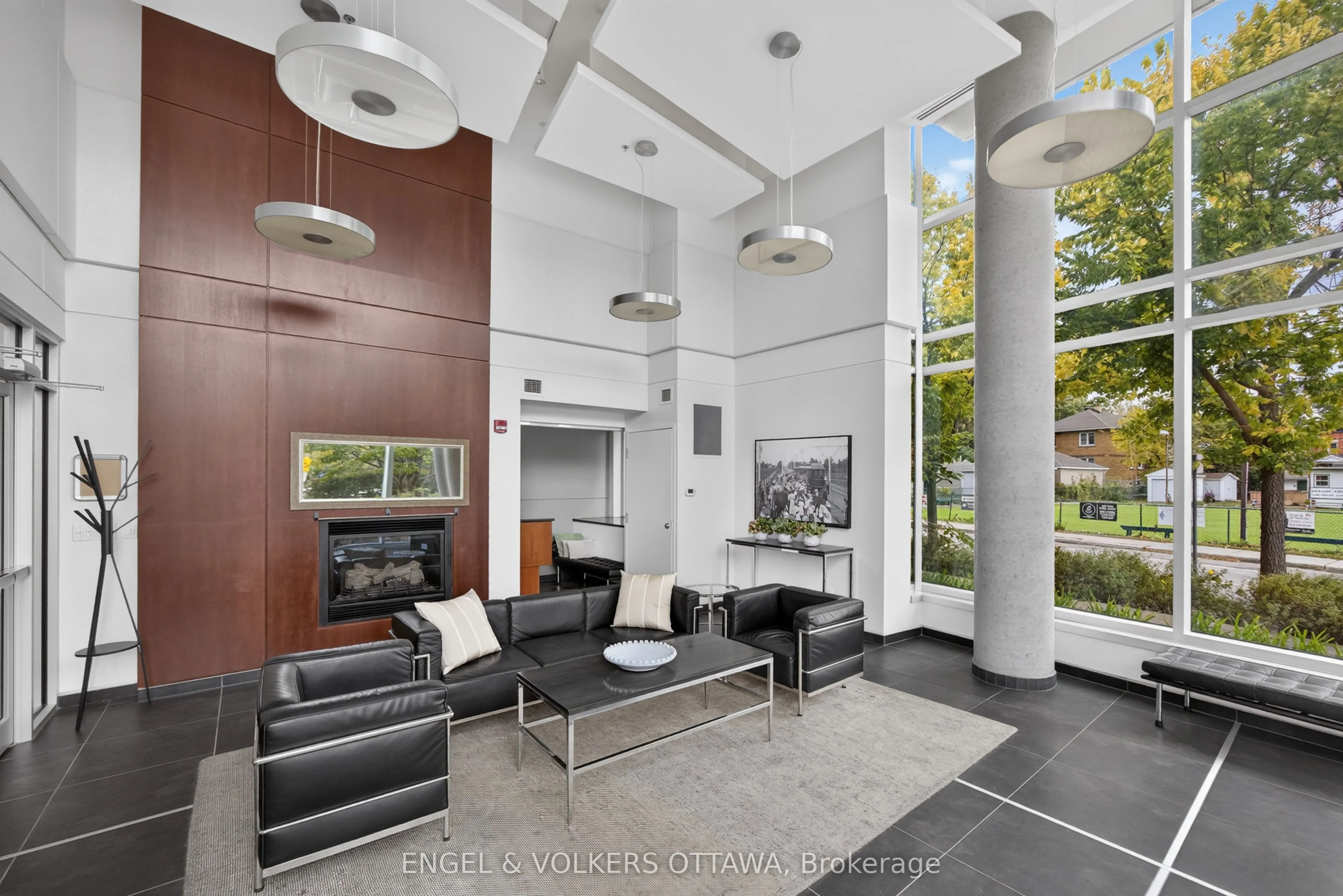401 Golden Avenue #703