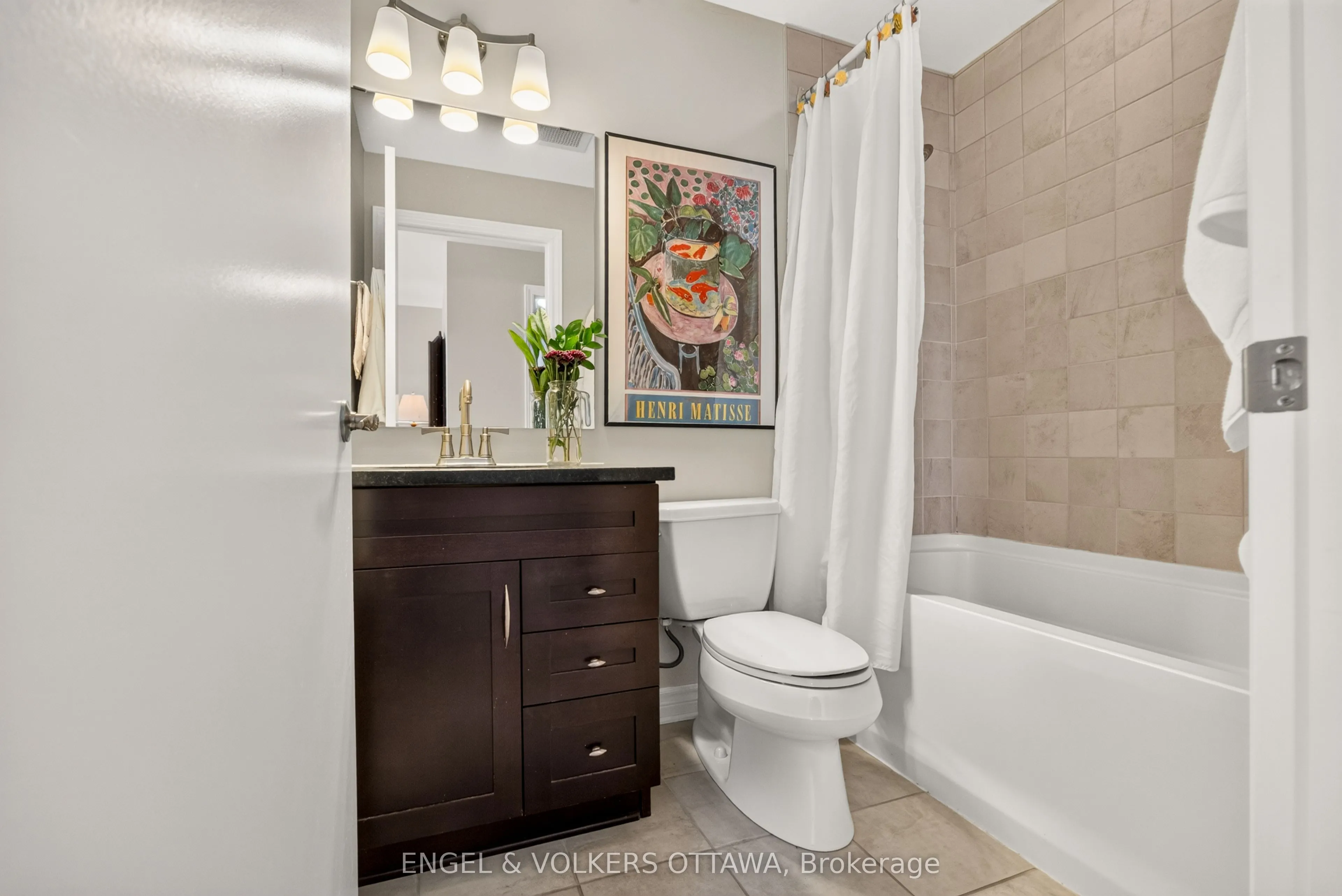 401 Golden Avenue #703