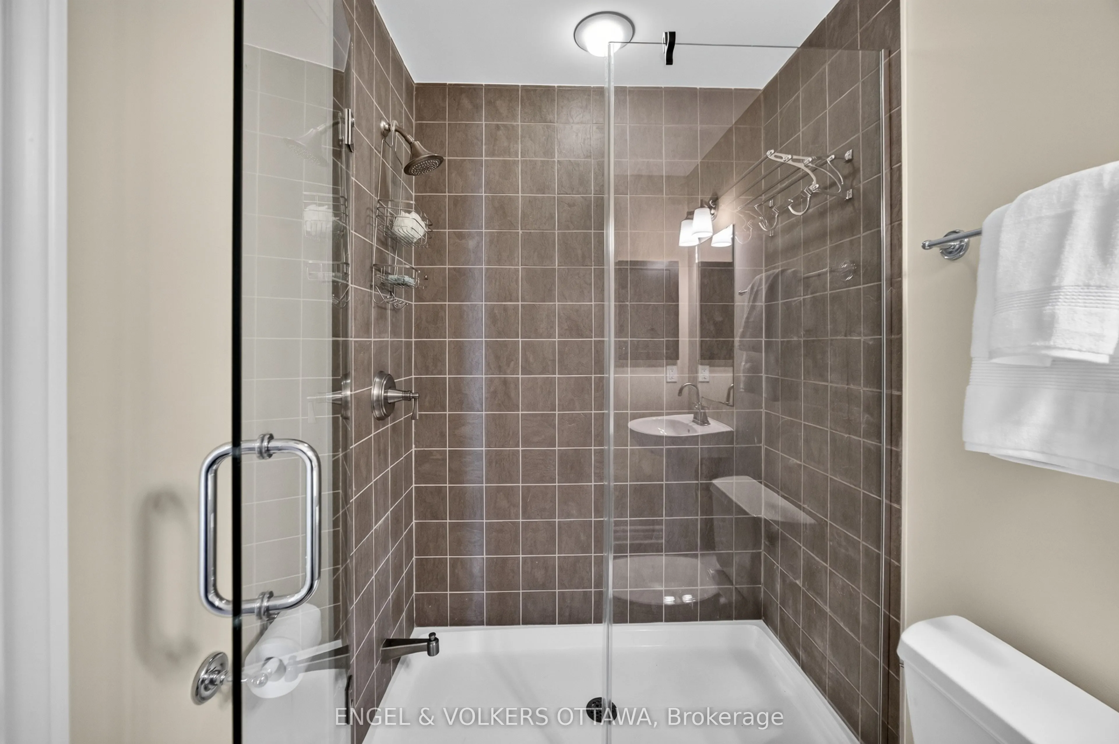 401 Golden Avenue #703