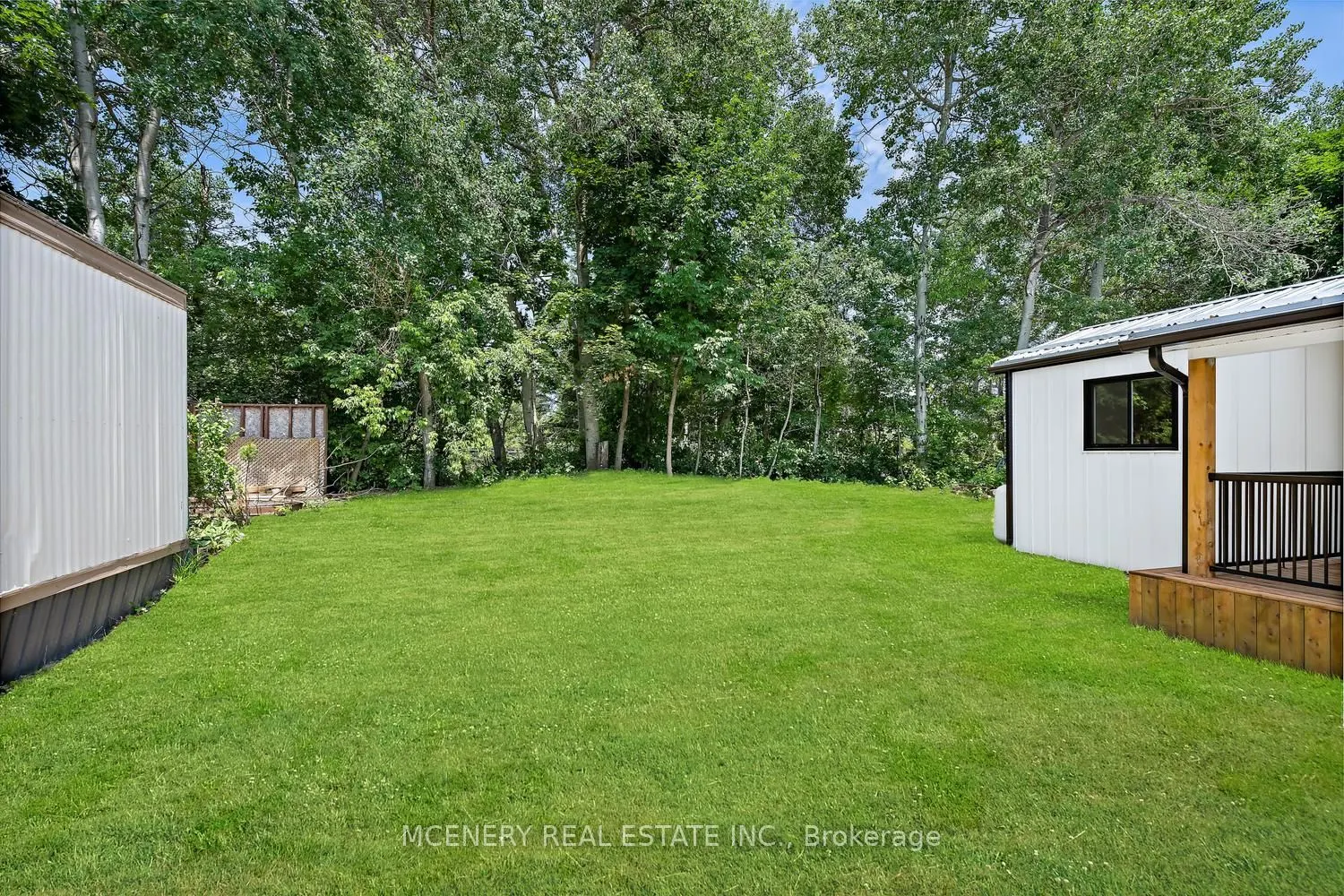 16 HEATHER Avenue