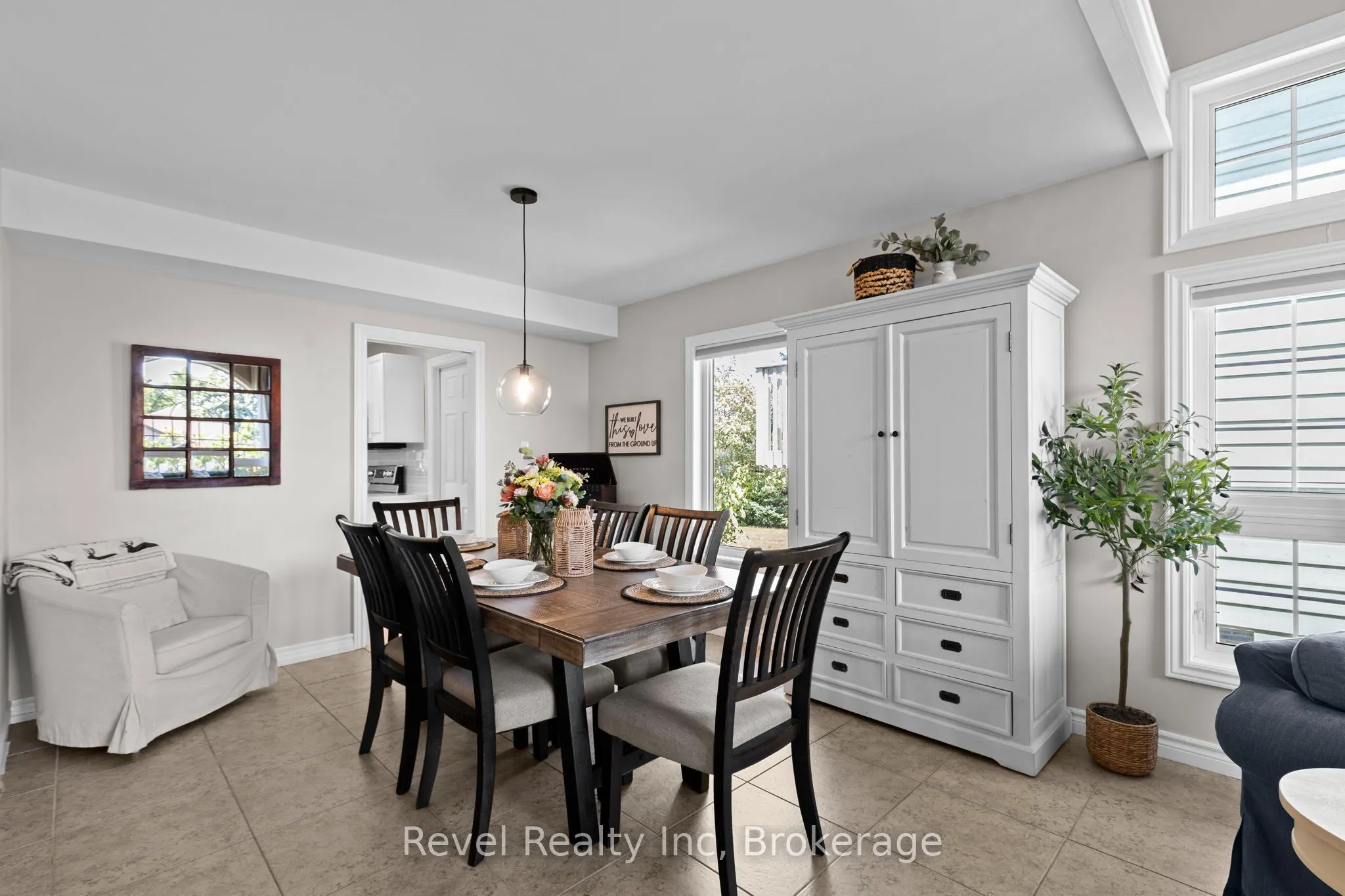 5 Avery Court