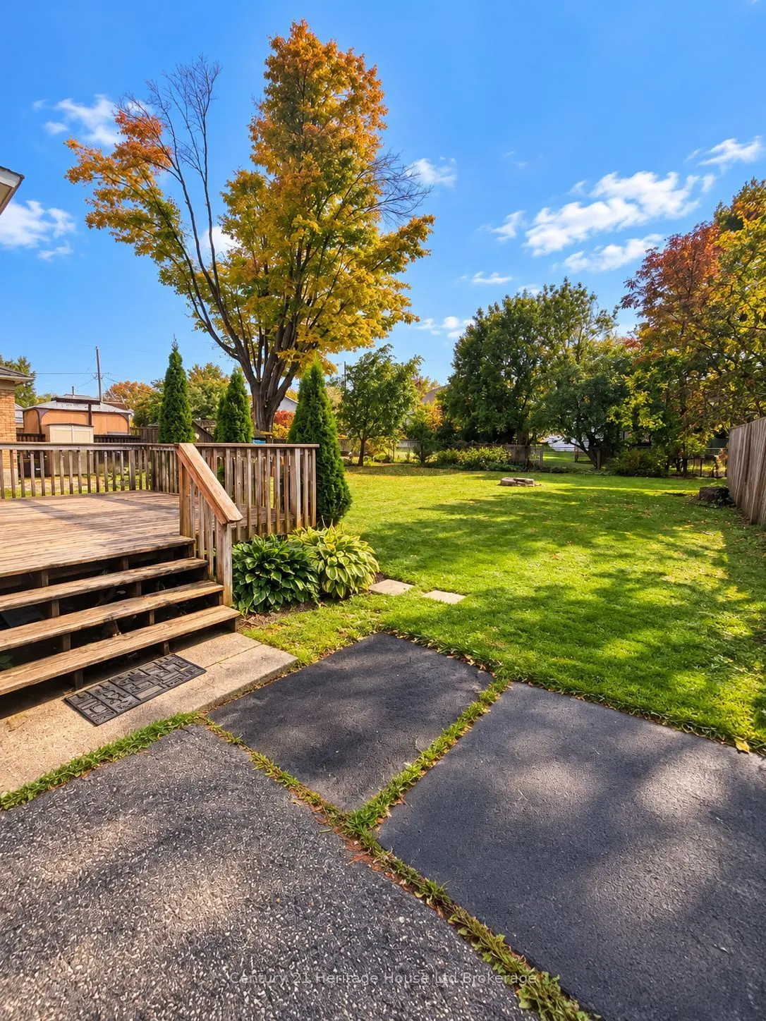 821 Wilton Crescent
