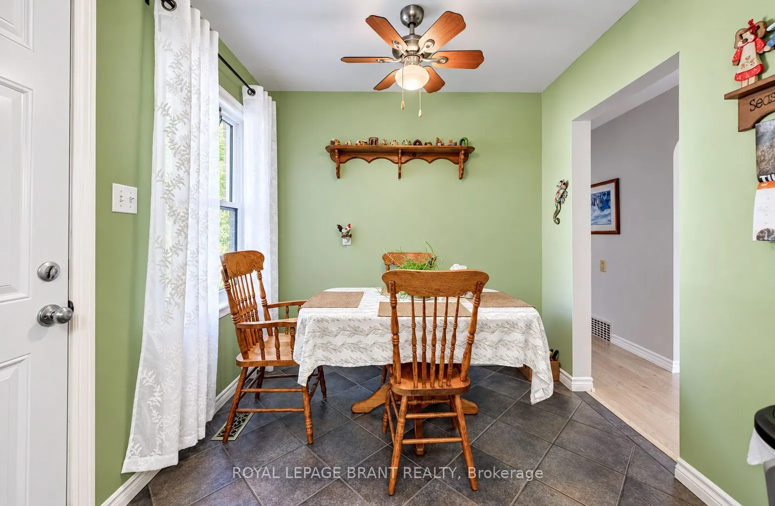 582 Grand Valley Drive