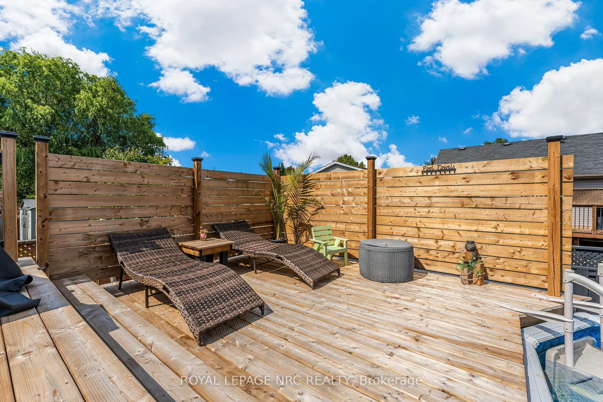 3584 CARVER Street