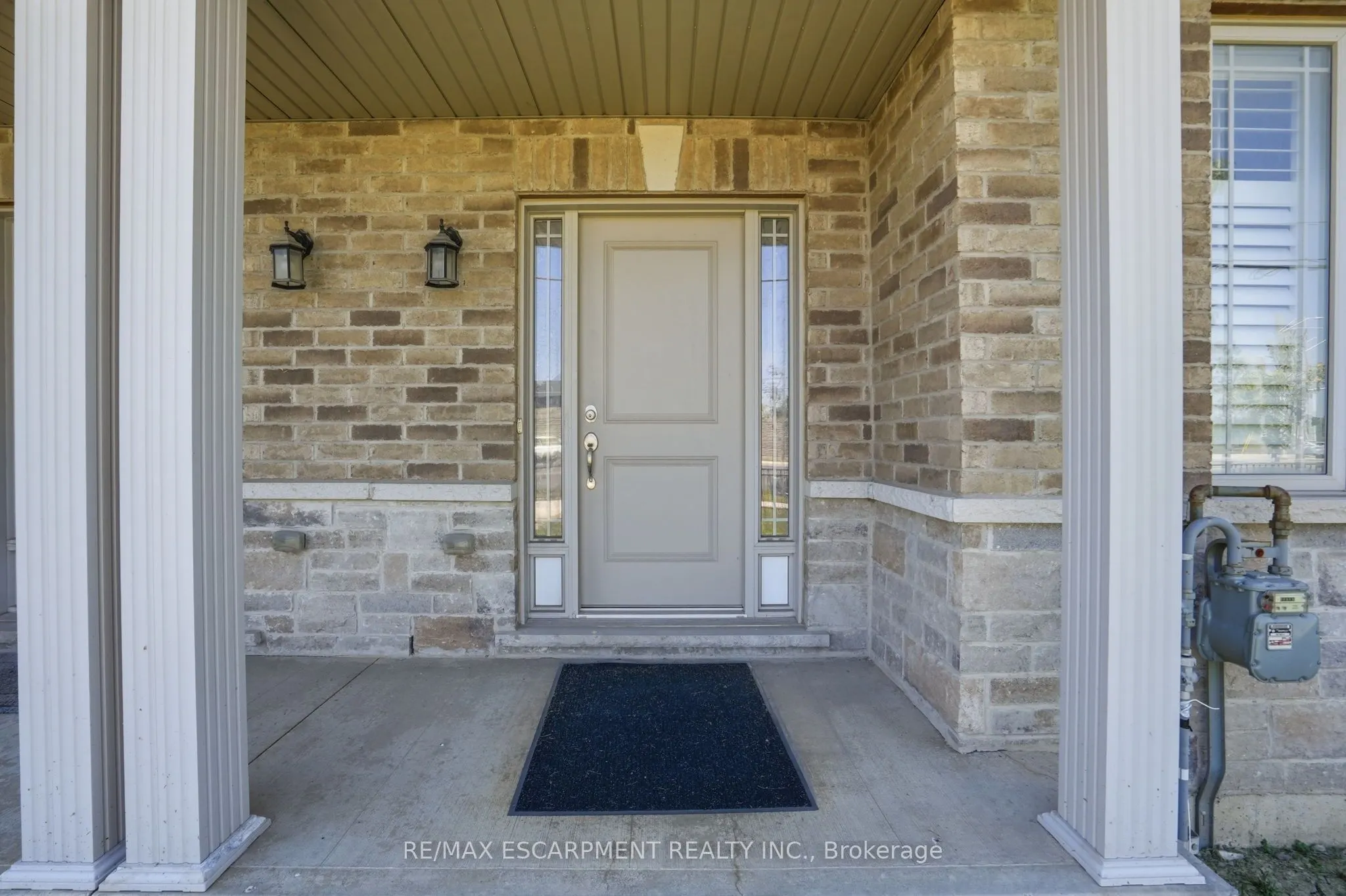 27 Crossings Way