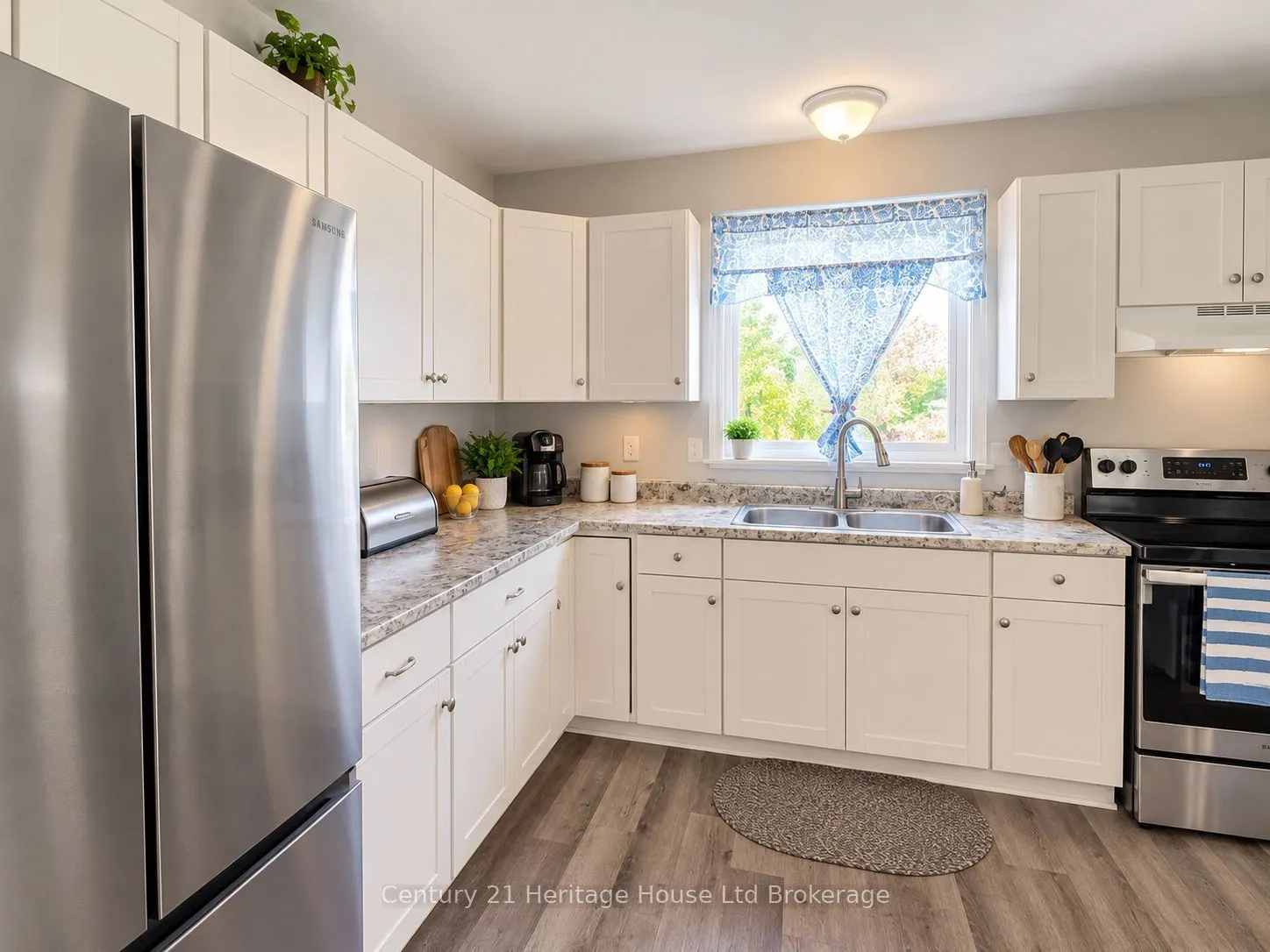 133 Bay Street #17