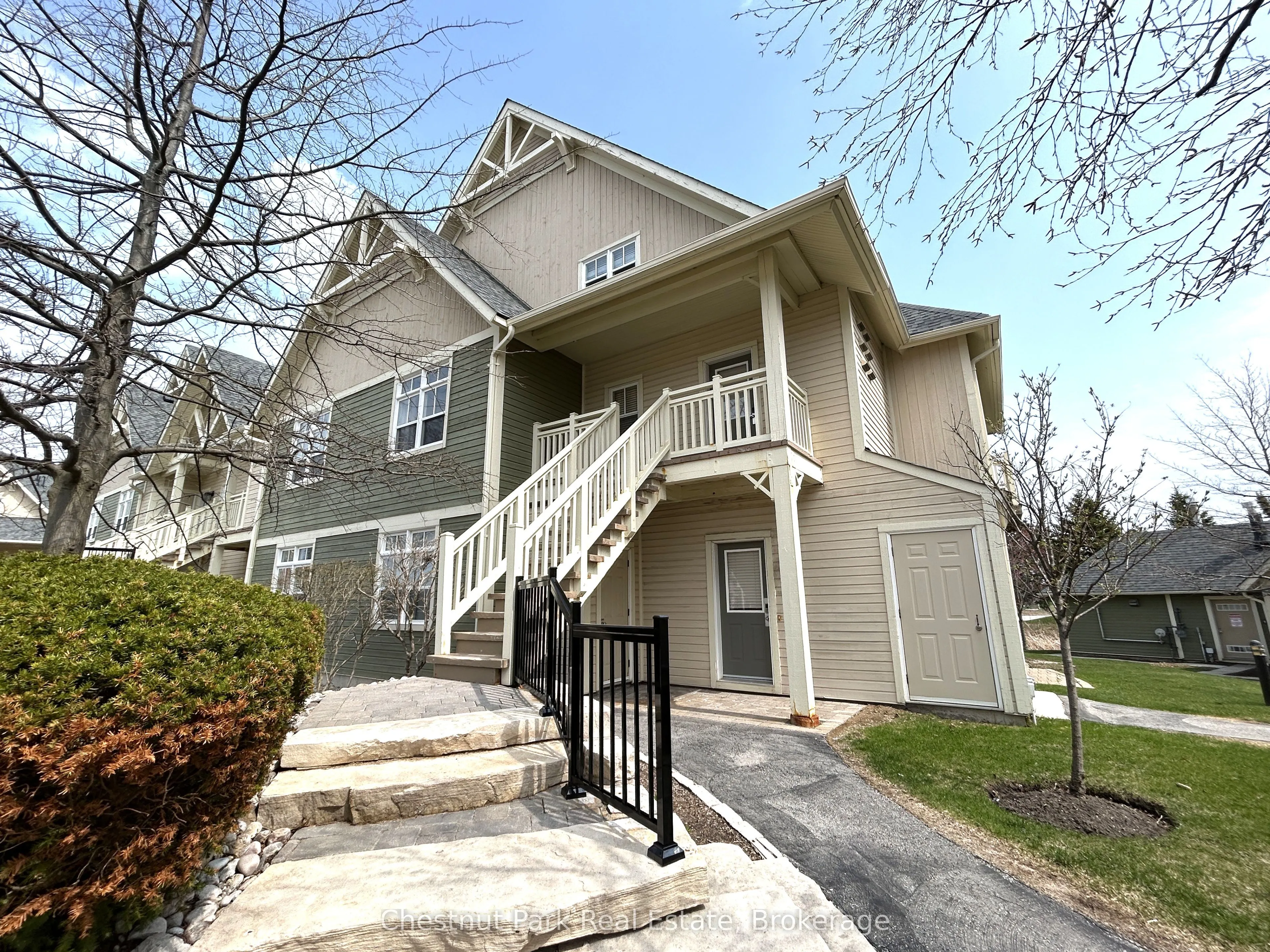 125 Fairway Court #222