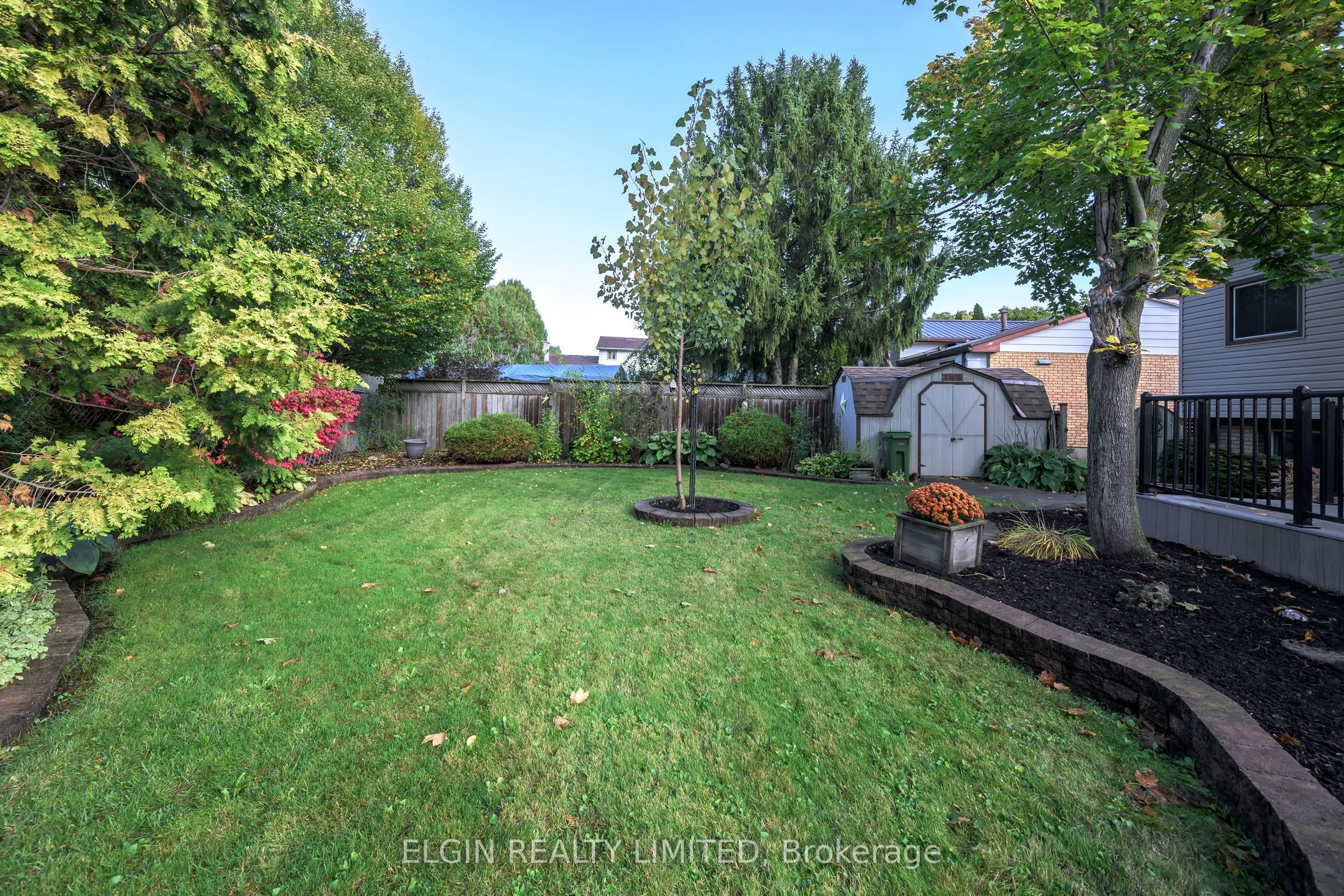 6 Aldborough Avenue