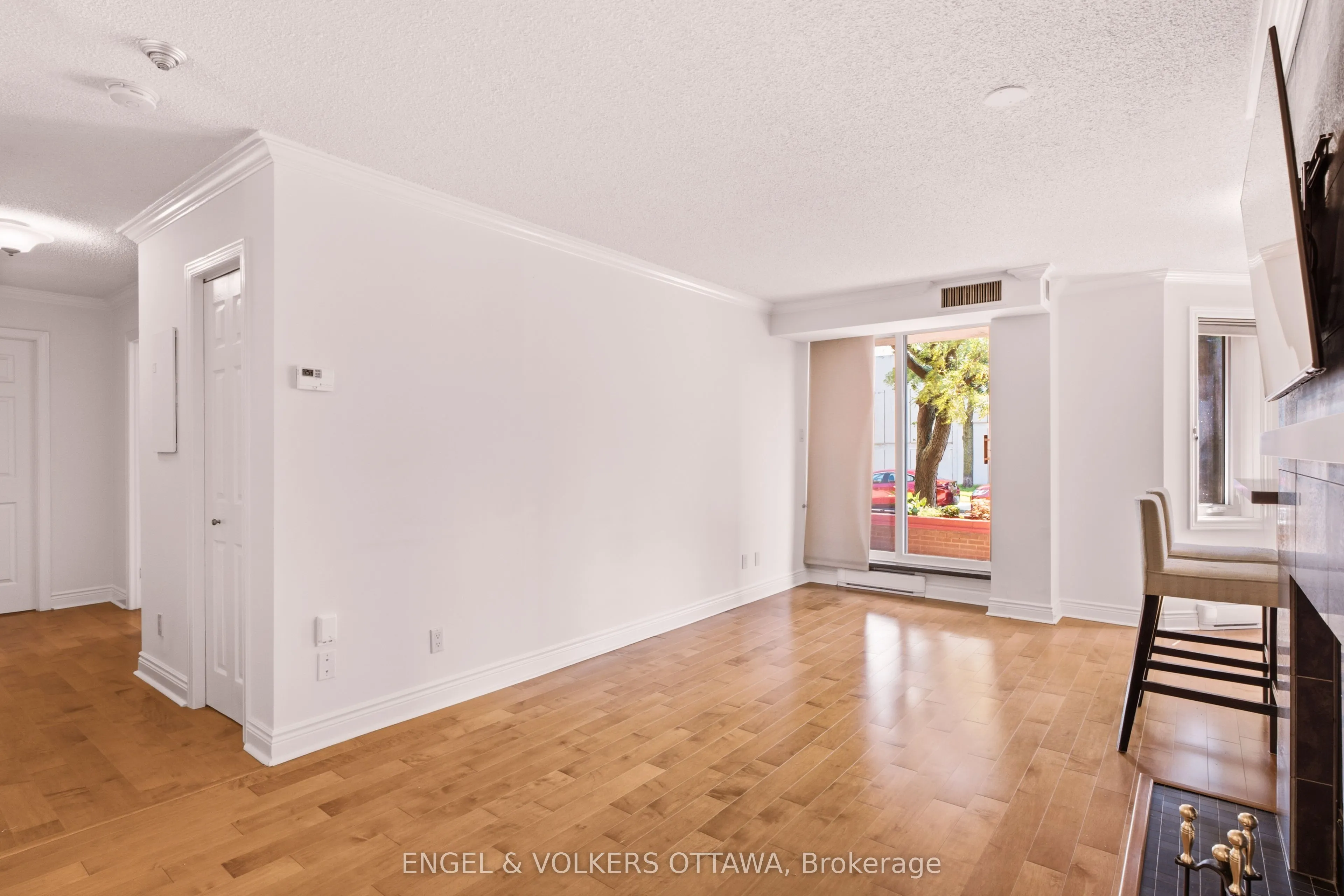 45 Argyle Avenue #101