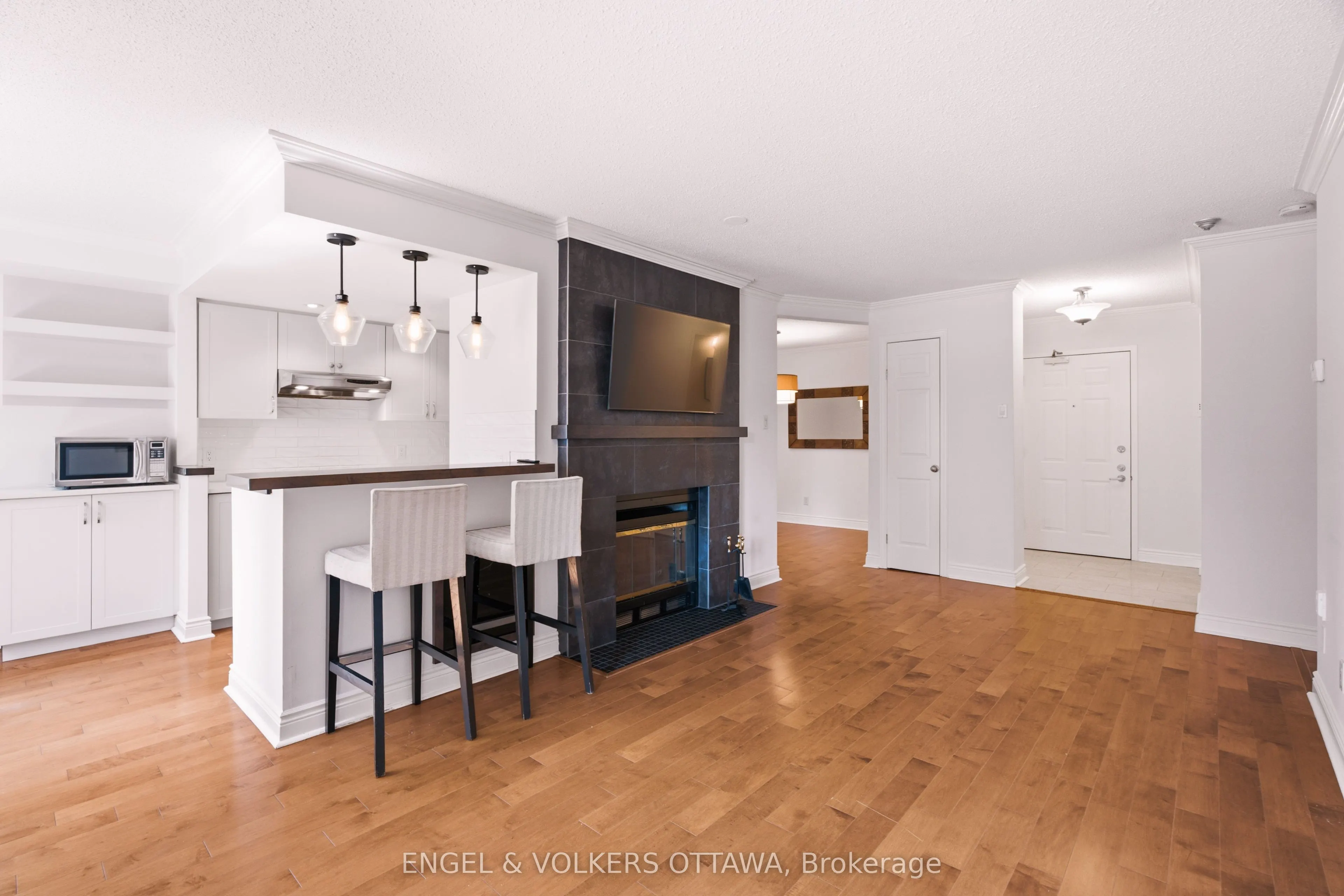 45 Argyle Avenue #101