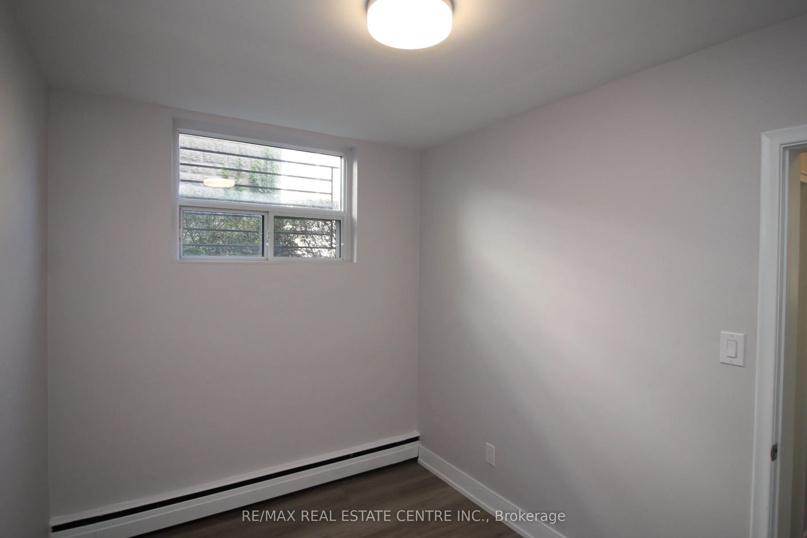 424 ARGYLE Street S #1
