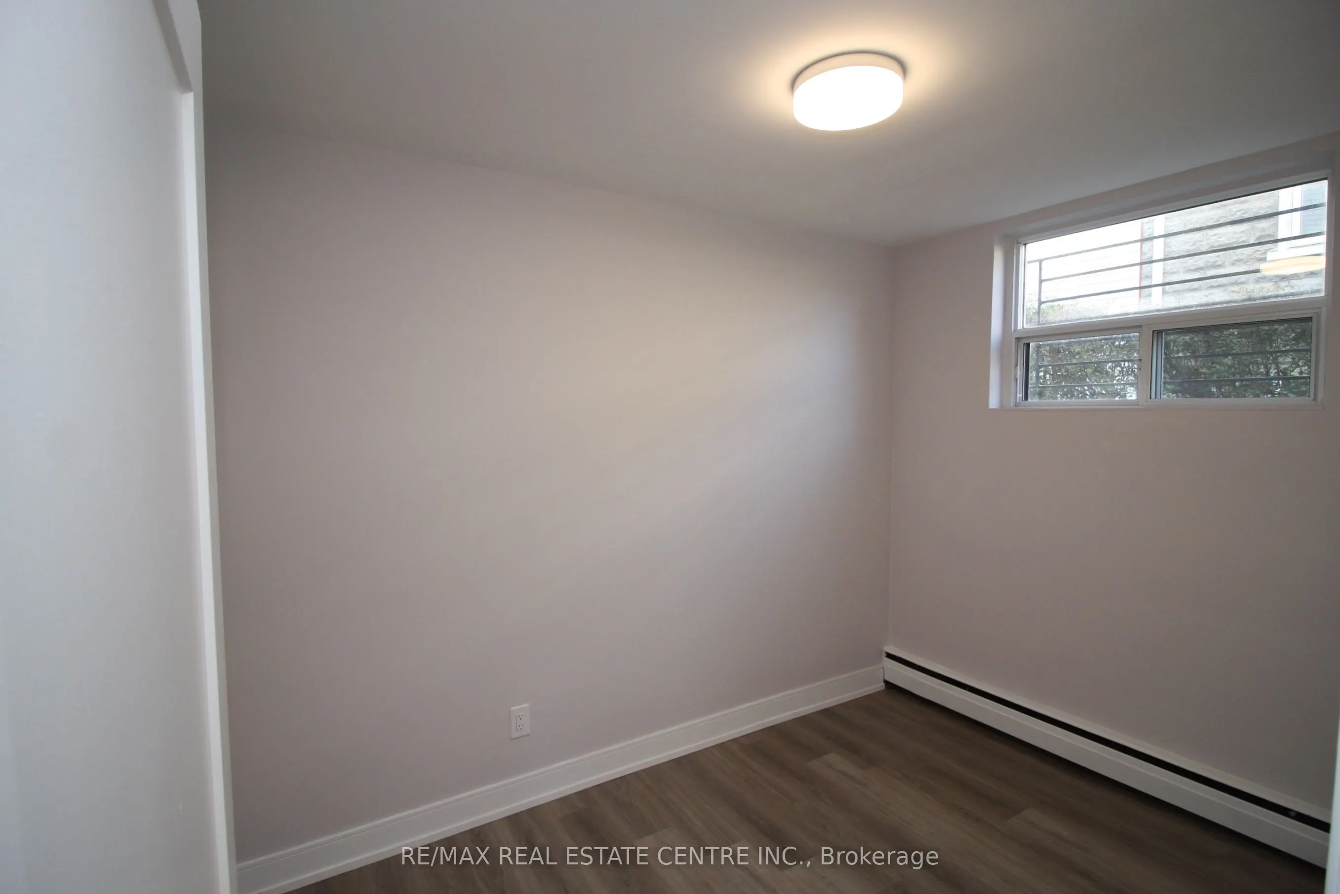 424 ARGYLE Street S #1
