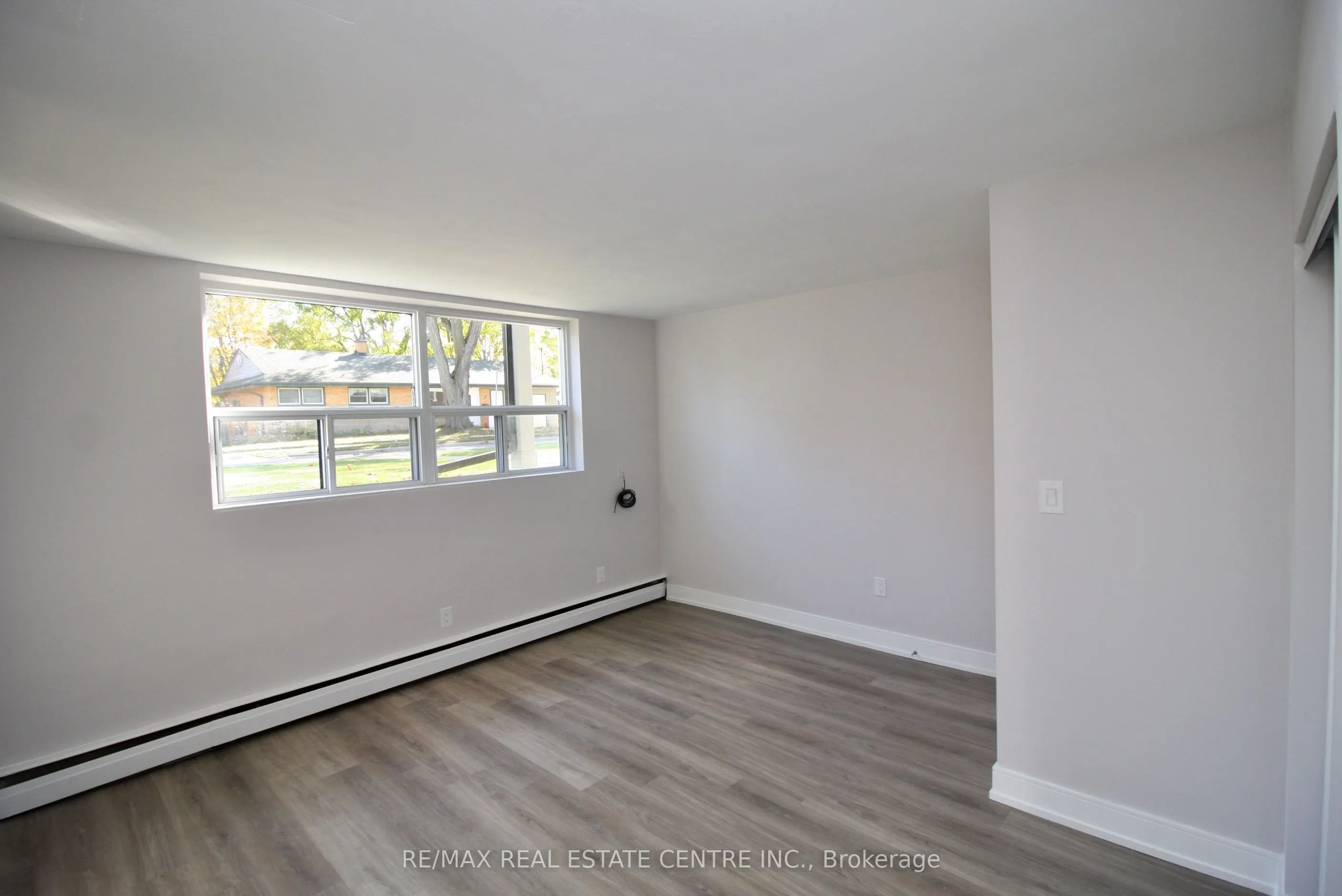 424 ARGYLE Street S #1