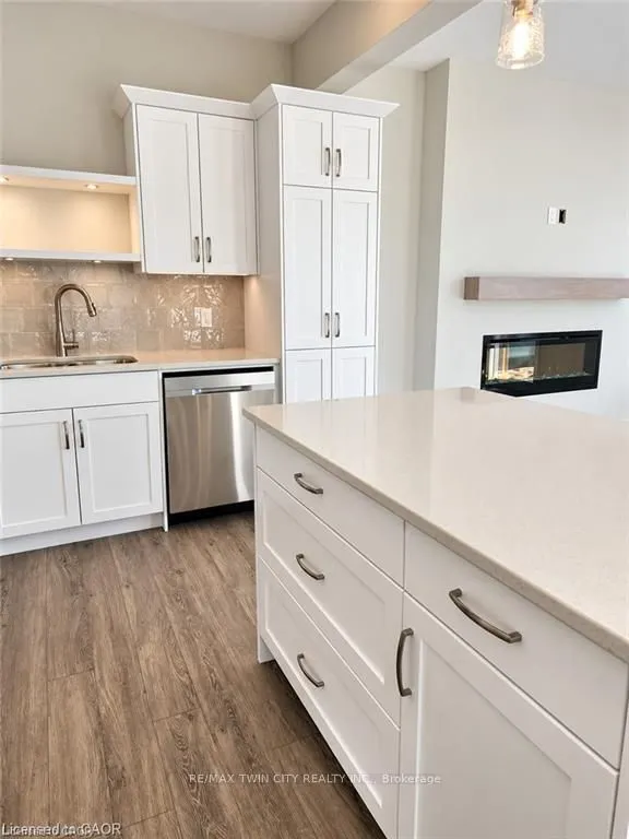74 Keba Crescent
